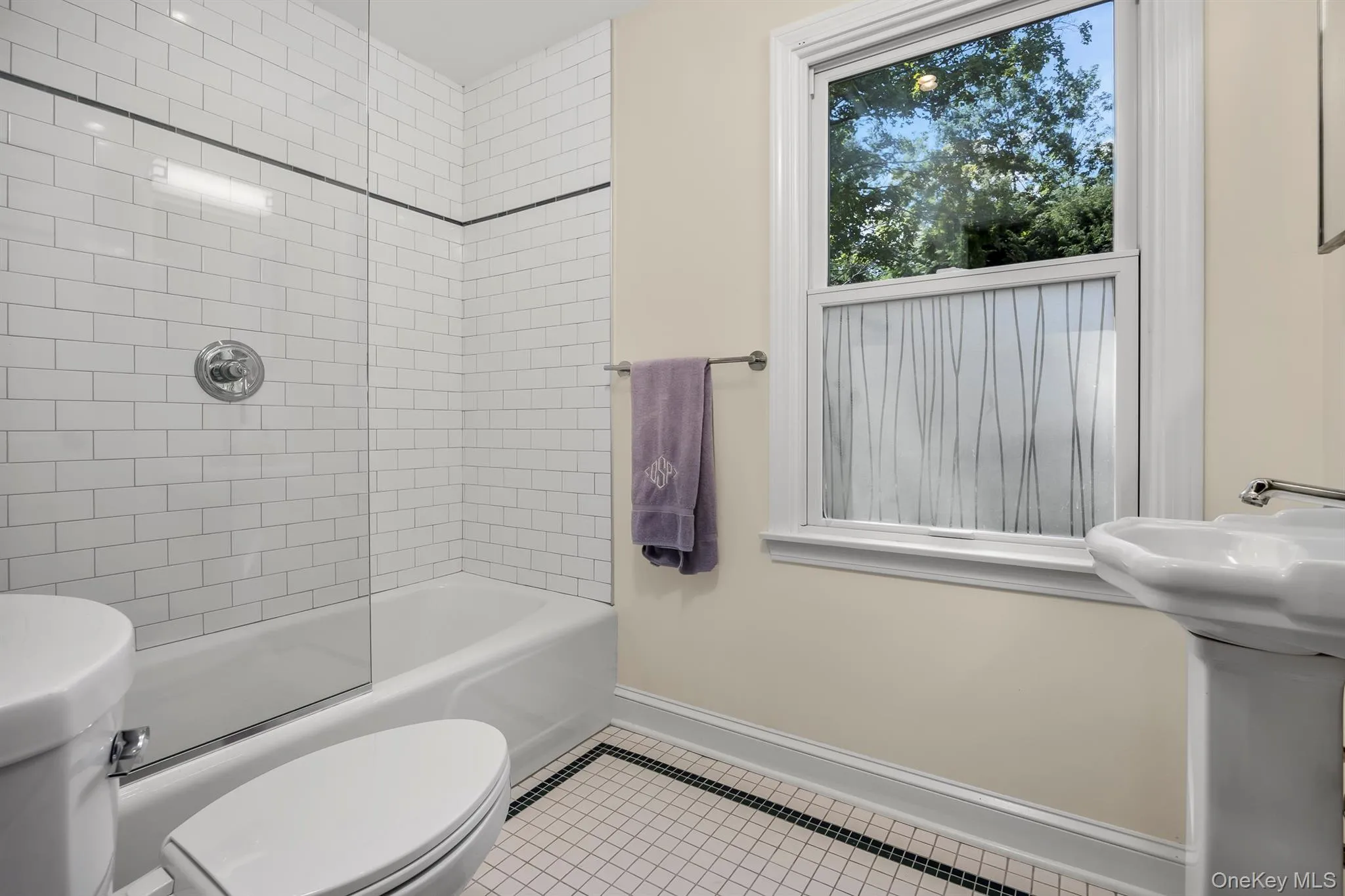 72 Main Street Street, Out Of Area, CT, 5 Bedrooms Bedrooms, 10 Rooms Rooms,4 BathroomsBathrooms,Residential,For Rent,Main Street,0,1041822 72 Main Street Street, Out Of Area, CT, 5 Bedrooms Bedrooms, 10 Rooms Rooms,4 BathroomsBathrooms,Residential,For Rent,Main Street,0,1041822