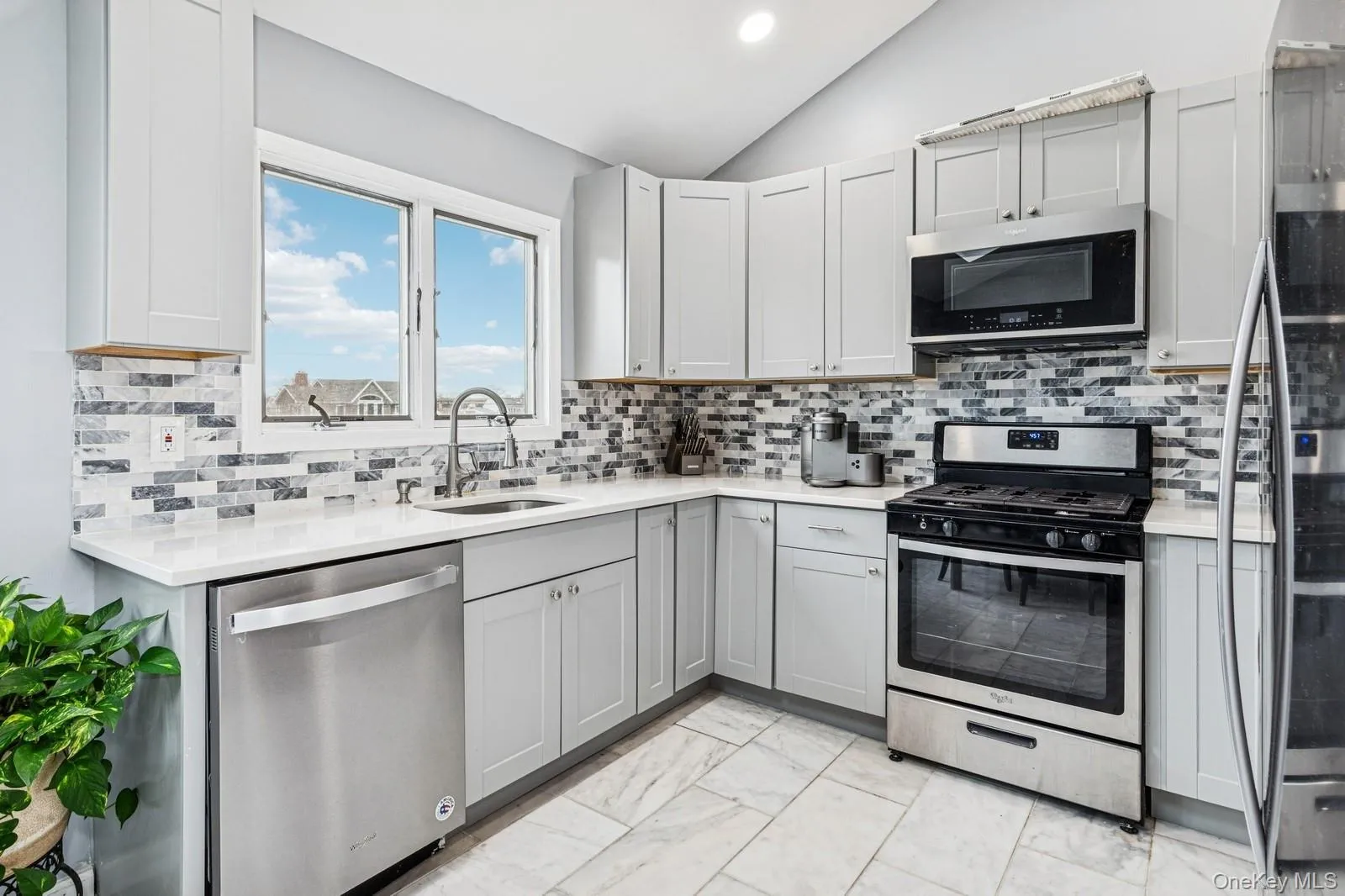 204 Broadway, Oyster Bay, NY, 3 Bedrooms Bedrooms, 11 Rooms Rooms,4 BathroomsBathrooms,Residential,For Rent,Broadway,0,1041825 204 Broadway, Oyster Bay, NY, 3 Bedrooms Bedrooms, 11 Rooms Rooms,4 BathroomsBathrooms,Residential,For Rent,Broadway,0,1041825