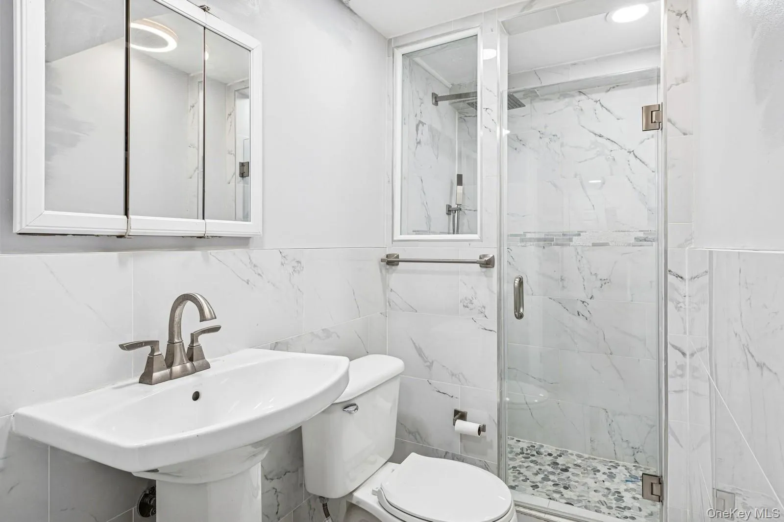 204 Broadway, Oyster Bay, NY, 3 Bedrooms Bedrooms, 11 Rooms Rooms,4 BathroomsBathrooms,Residential,For Rent,Broadway,0,1041825 204 Broadway, Oyster Bay, NY, 3 Bedrooms Bedrooms, 11 Rooms Rooms,4 BathroomsBathrooms,Residential,For Rent,Broadway,0,1041825