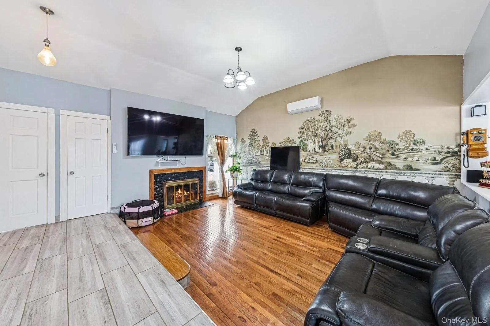 204 Broadway, Oyster Bay, NY, 3 Bedrooms Bedrooms, 11 Rooms Rooms,4 BathroomsBathrooms,Residential,For Rent,Broadway,0,1041825 204 Broadway, Oyster Bay, NY, 3 Bedrooms Bedrooms, 11 Rooms Rooms,4 BathroomsBathrooms,Residential,For Rent,Broadway,0,1041825