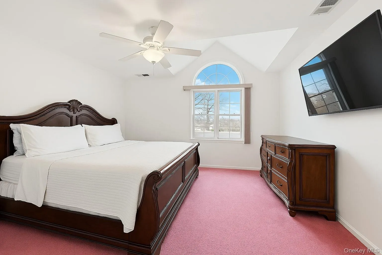 204 Broadway, Oyster Bay, NY, 3 Bedrooms Bedrooms, 11 Rooms Rooms,4 BathroomsBathrooms,Residential,For Rent,Broadway,0,1041825 204 Broadway, Oyster Bay, NY, 3 Bedrooms Bedrooms, 11 Rooms Rooms,4 BathroomsBathrooms,Residential,For Rent,Broadway,0,1041825
