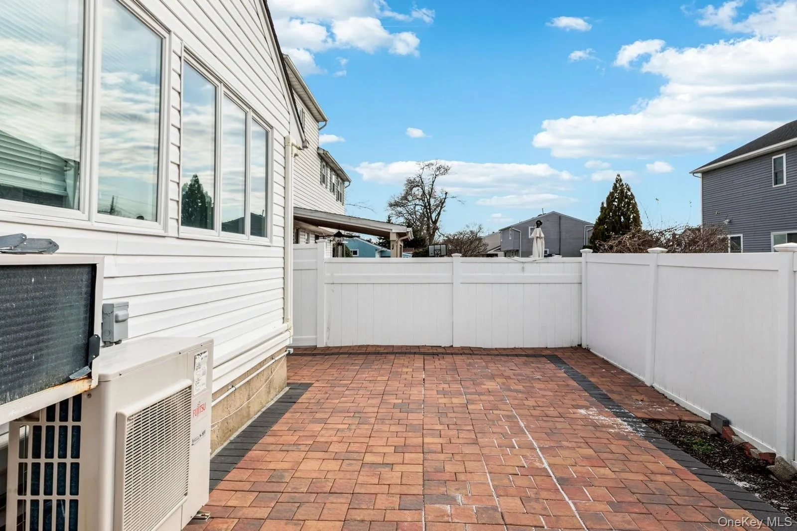 204 Broadway, Oyster Bay, NY, 3 Bedrooms Bedrooms, 11 Rooms Rooms,4 BathroomsBathrooms,Residential,For Rent,Broadway,0,1041825 204 Broadway, Oyster Bay, NY, 3 Bedrooms Bedrooms, 11 Rooms Rooms,4 BathroomsBathrooms,Residential,For Rent,Broadway,0,1041825