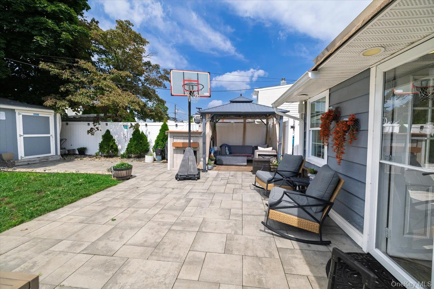 138 Southberry Lane, Hempstead, NY, 4 Bedrooms Bedrooms, 6 Rooms Rooms,1 BathroomBathrooms,Residential,For Rent,Southberry,0,1041826 138 Southberry Lane, Hempstead, NY, 4 Bedrooms Bedrooms, 6 Rooms Rooms,1 BathroomBathrooms,Residential,For Rent,Southberry,0,1041826