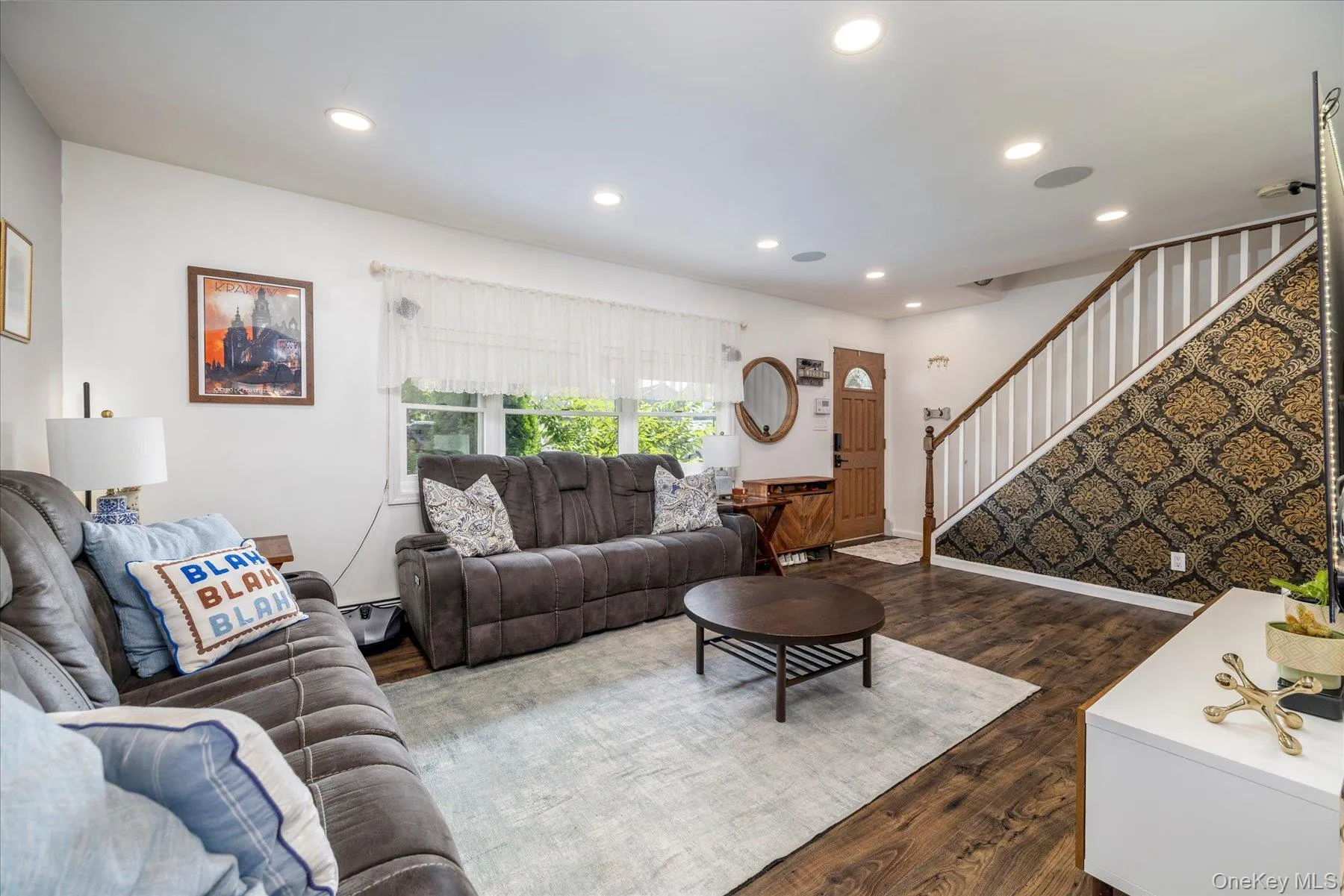 138 Southberry Lane, Hempstead, NY, 4 Bedrooms Bedrooms, 6 Rooms Rooms,1 BathroomBathrooms,Residential,For Rent,Southberry,0,1041826 138 Southberry Lane, Hempstead, NY, 4 Bedrooms Bedrooms, 6 Rooms Rooms,1 BathroomBathrooms,Residential,For Rent,Southberry,0,1041826