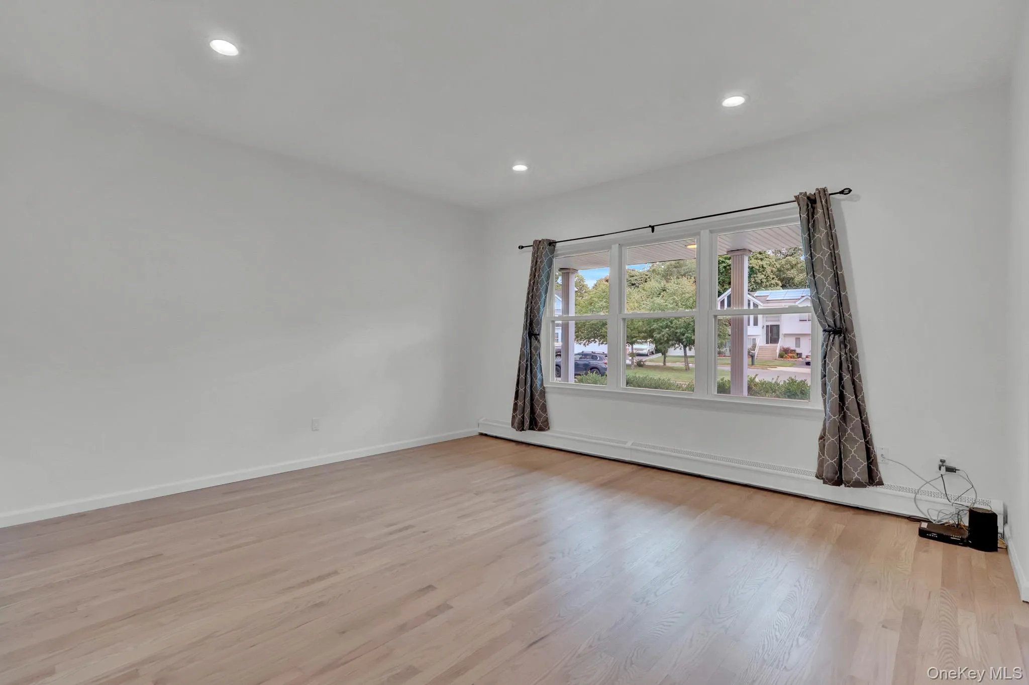 106 Paul Drive, Brookhaven, NY, 3 Bedrooms Bedrooms, 10 Rooms Rooms,1 BathroomBathrooms,Residential,For Rent,Paul,0,1041827 106 Paul Drive, Brookhaven, NY, 3 Bedrooms Bedrooms, 10 Rooms Rooms,1 BathroomBathrooms,Residential,For Rent,Paul,0,1041827