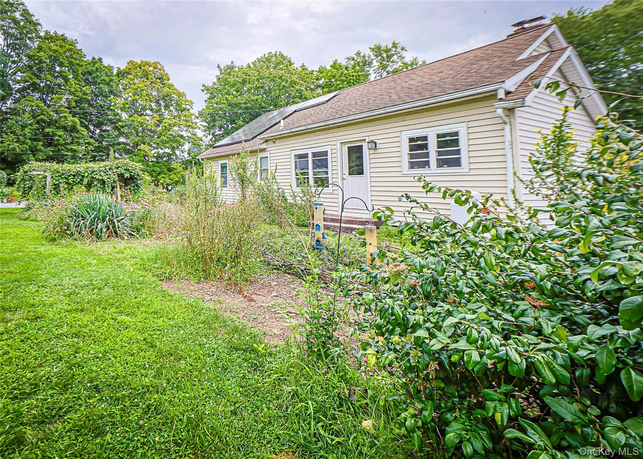 1085 Violet Avenue, Hyde Park, NY, 3 Bedrooms Bedrooms, 9 Rooms Rooms,2 BathroomsBathrooms,Residential,For Rent,Violet,0,1041828 1085 Violet Avenue, Hyde Park, NY, 3 Bedrooms Bedrooms, 9 Rooms Rooms,2 BathroomsBathrooms,Residential,For Rent,Violet,0,1041828