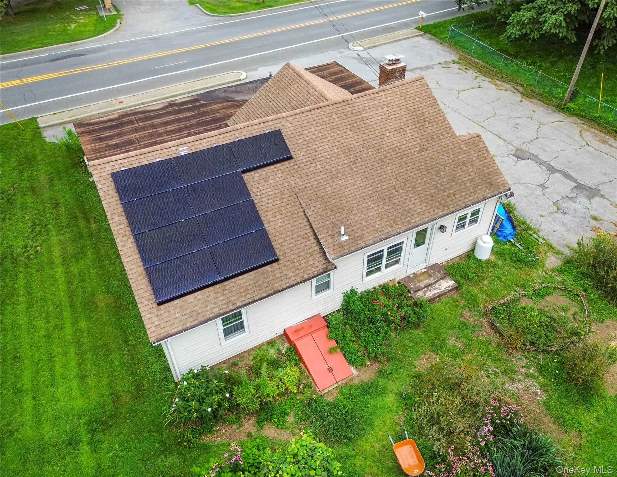 1085 Violet Avenue, Hyde Park, NY, 3 Bedrooms Bedrooms, 9 Rooms Rooms,2 BathroomsBathrooms,Residential,For Rent,Violet,0,1041828 1085 Violet Avenue, Hyde Park, NY, 3 Bedrooms Bedrooms, 9 Rooms Rooms,2 BathroomsBathrooms,Residential,For Rent,Violet,0,1041828