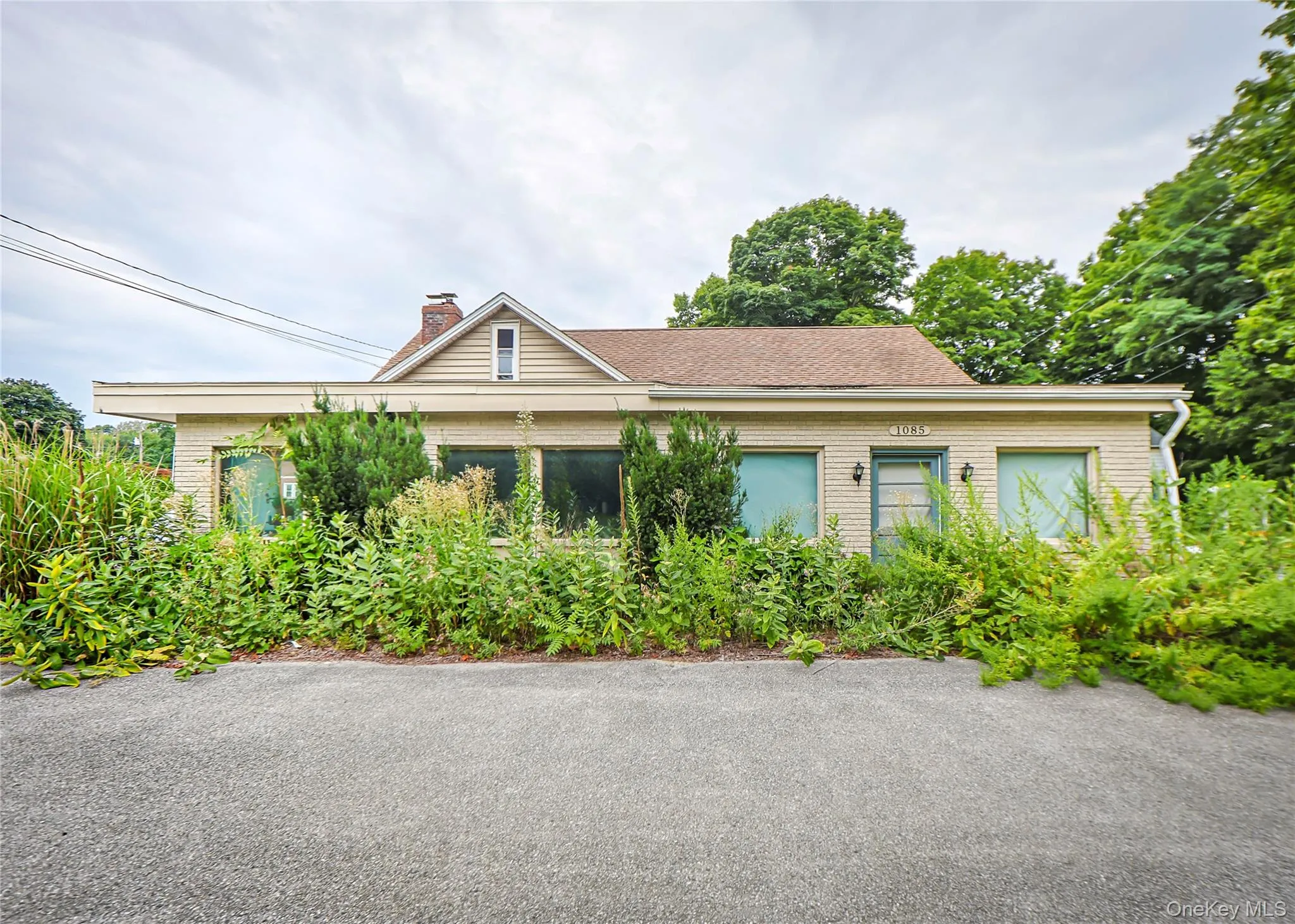 1085 Violet Avenue, Hyde Park, NY, 3 Bedrooms Bedrooms, 9 Rooms Rooms,2 BathroomsBathrooms,Residential,For Rent,Violet,0,1041828 1085 Violet Avenue, Hyde Park, NY, 3 Bedrooms Bedrooms, 9 Rooms Rooms,2 BathroomsBathrooms,Residential,For Rent,Violet,0,1041828