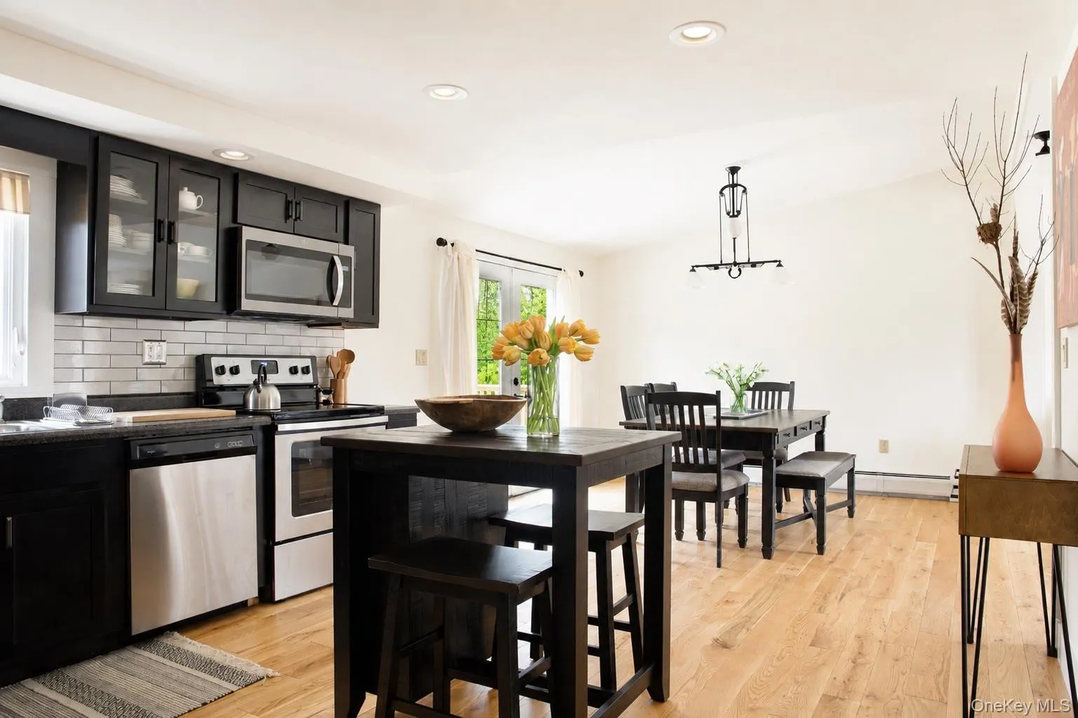 Open Floor Plan Kitchen to Dining Area Open Floor Plan Kitchen to Dining Area