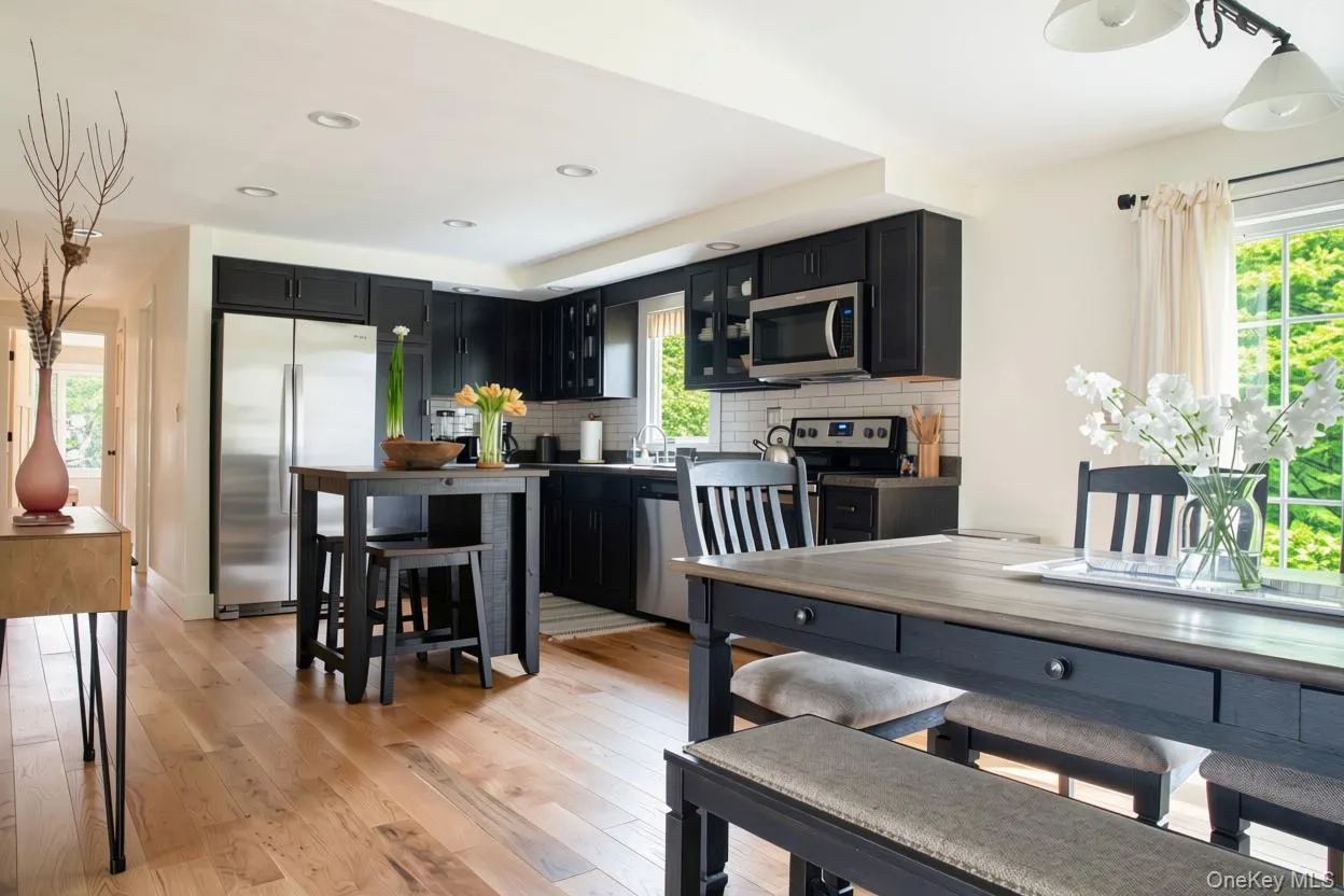 Glass Doors from Kitchen Area to Deck Glass Doors from Kitchen Area to Deck