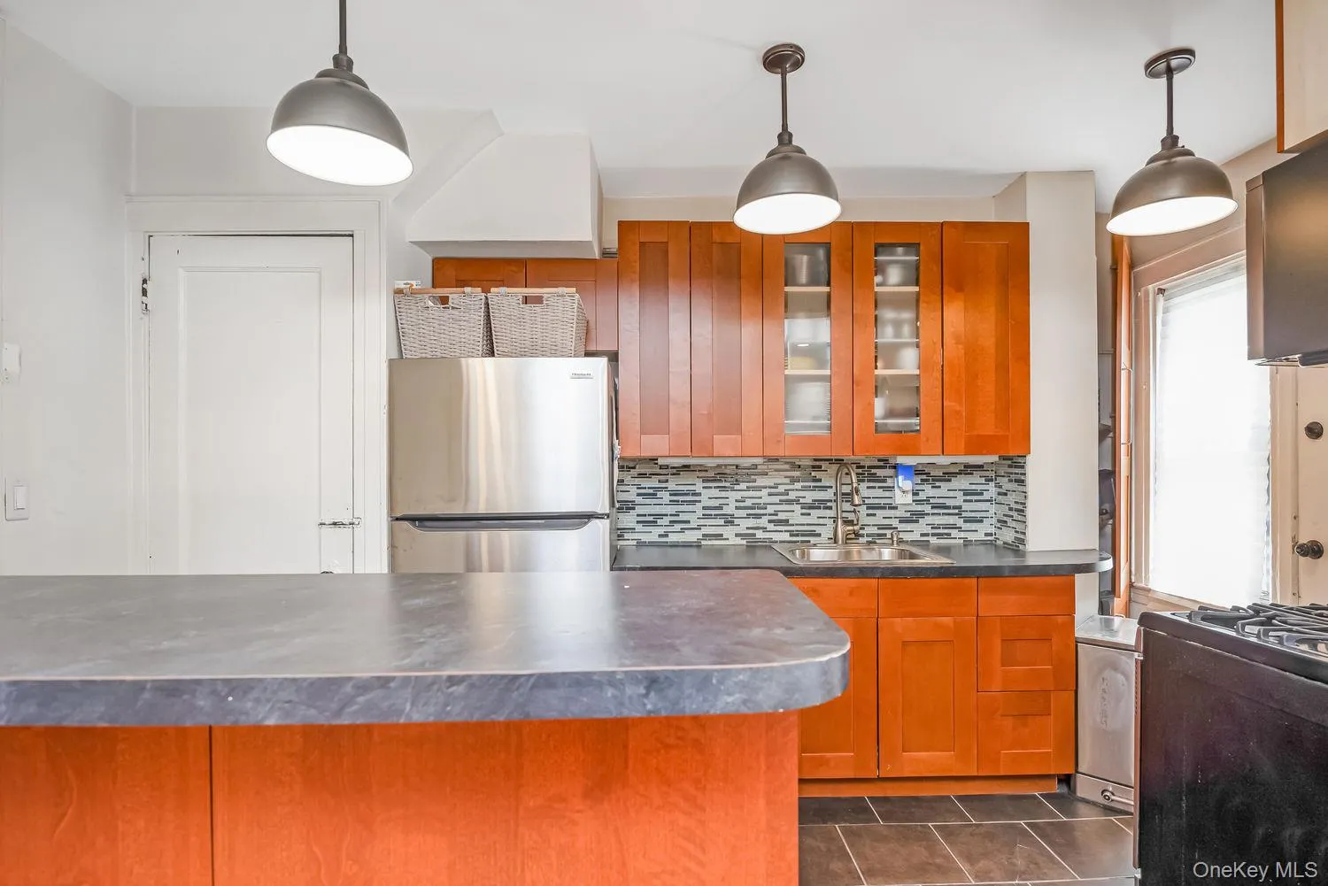 200-06 115th Avenue, New York, NY, 3 Bedrooms Bedrooms, 8 Rooms Rooms,2 BathroomsBathrooms,Residential,For Rent,115th,0,1041835 200-06 115th Avenue, New York, NY, 3 Bedrooms Bedrooms, 8 Rooms Rooms,2 BathroomsBathrooms,Residential,For Rent,115th,0,1041835