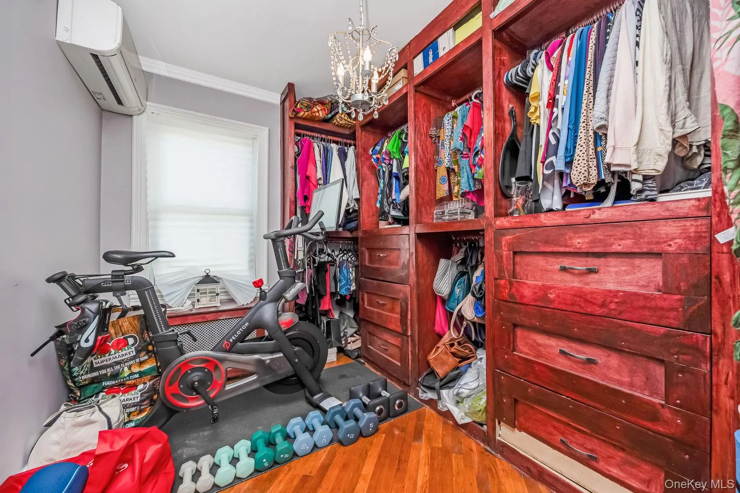 200-06 115th Avenue, New York, NY, 3 Bedrooms Bedrooms, 8 Rooms Rooms,2 BathroomsBathrooms,Residential,For Rent,115th,0,1041835 200-06 115th Avenue, New York, NY, 3 Bedrooms Bedrooms, 8 Rooms Rooms,2 BathroomsBathrooms,Residential,For Rent,115th,0,1041835