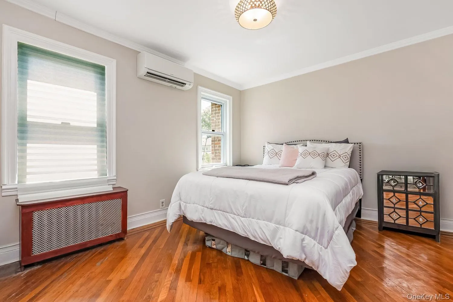 200-06 115th Avenue, New York, NY, 3 Bedrooms Bedrooms, 8 Rooms Rooms,2 BathroomsBathrooms,Residential,For Rent,115th,0,1041835 200-06 115th Avenue, New York, NY, 3 Bedrooms Bedrooms, 8 Rooms Rooms,2 BathroomsBathrooms,Residential,For Rent,115th,0,1041835