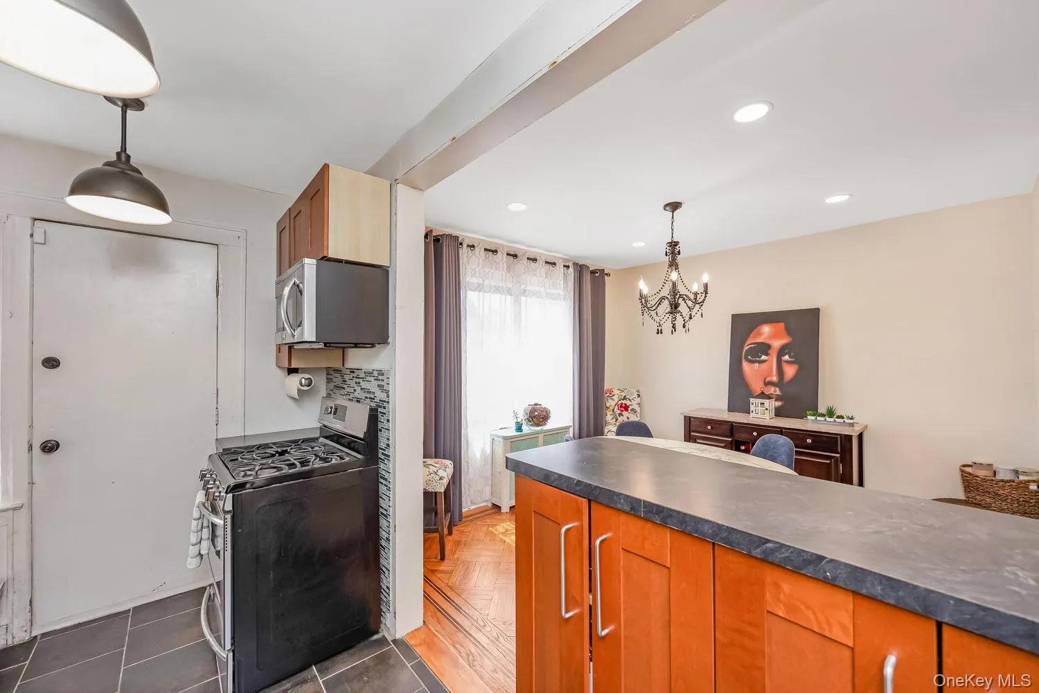 200-06 115th Avenue, New York, NY, 3 Bedrooms Bedrooms, 8 Rooms Rooms,2 BathroomsBathrooms,Residential,For Rent,115th,0,1041835 200-06 115th Avenue, New York, NY, 3 Bedrooms Bedrooms, 8 Rooms Rooms,2 BathroomsBathrooms,Residential,For Rent,115th,0,1041835