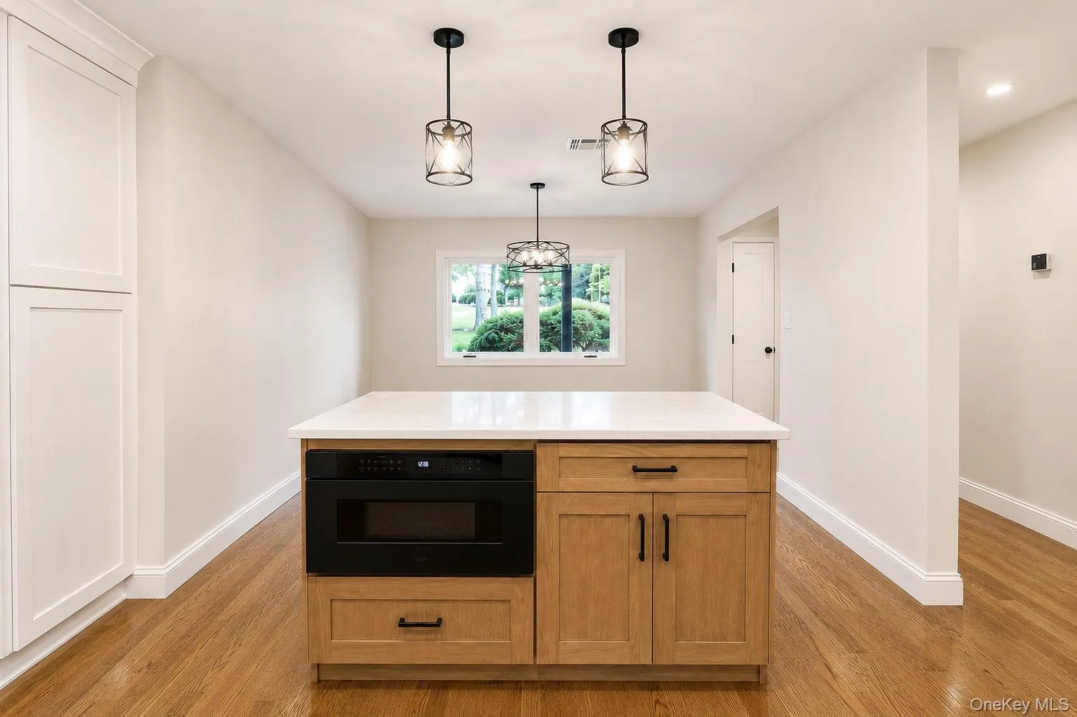 441 Roslyn Road, North Hempstead, NY, 4 Bedrooms Bedrooms, 8 Rooms Rooms,2 BathroomsBathrooms,Residential,For Rent,Roslyn,0,1041836 441 Roslyn Road, North Hempstead, NY, 4 Bedrooms Bedrooms, 8 Rooms Rooms,2 BathroomsBathrooms,Residential,For Rent,Roslyn,0,1041836