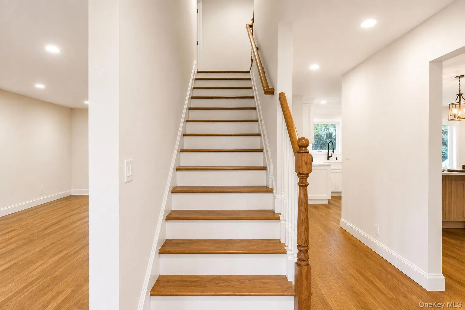 441 Roslyn Road, North Hempstead, NY, 4 Bedrooms Bedrooms, 8 Rooms Rooms,2 BathroomsBathrooms,Residential,For Rent,Roslyn,0,1041836 441 Roslyn Road, North Hempstead, NY, 4 Bedrooms Bedrooms, 8 Rooms Rooms,2 BathroomsBathrooms,Residential,For Rent,Roslyn,0,1041836