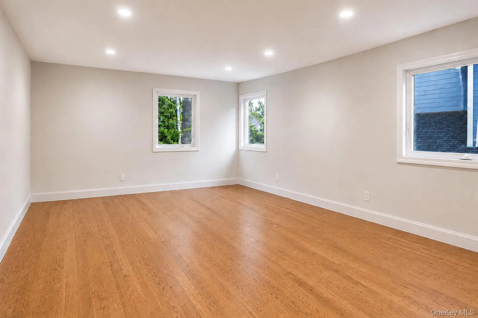 441 Roslyn Road, North Hempstead, NY, 4 Bedrooms Bedrooms, 8 Rooms Rooms,2 BathroomsBathrooms,Residential,For Rent,Roslyn,0,1041836 441 Roslyn Road, North Hempstead, NY, 4 Bedrooms Bedrooms, 8 Rooms Rooms,2 BathroomsBathrooms,Residential,For Rent,Roslyn,0,1041836