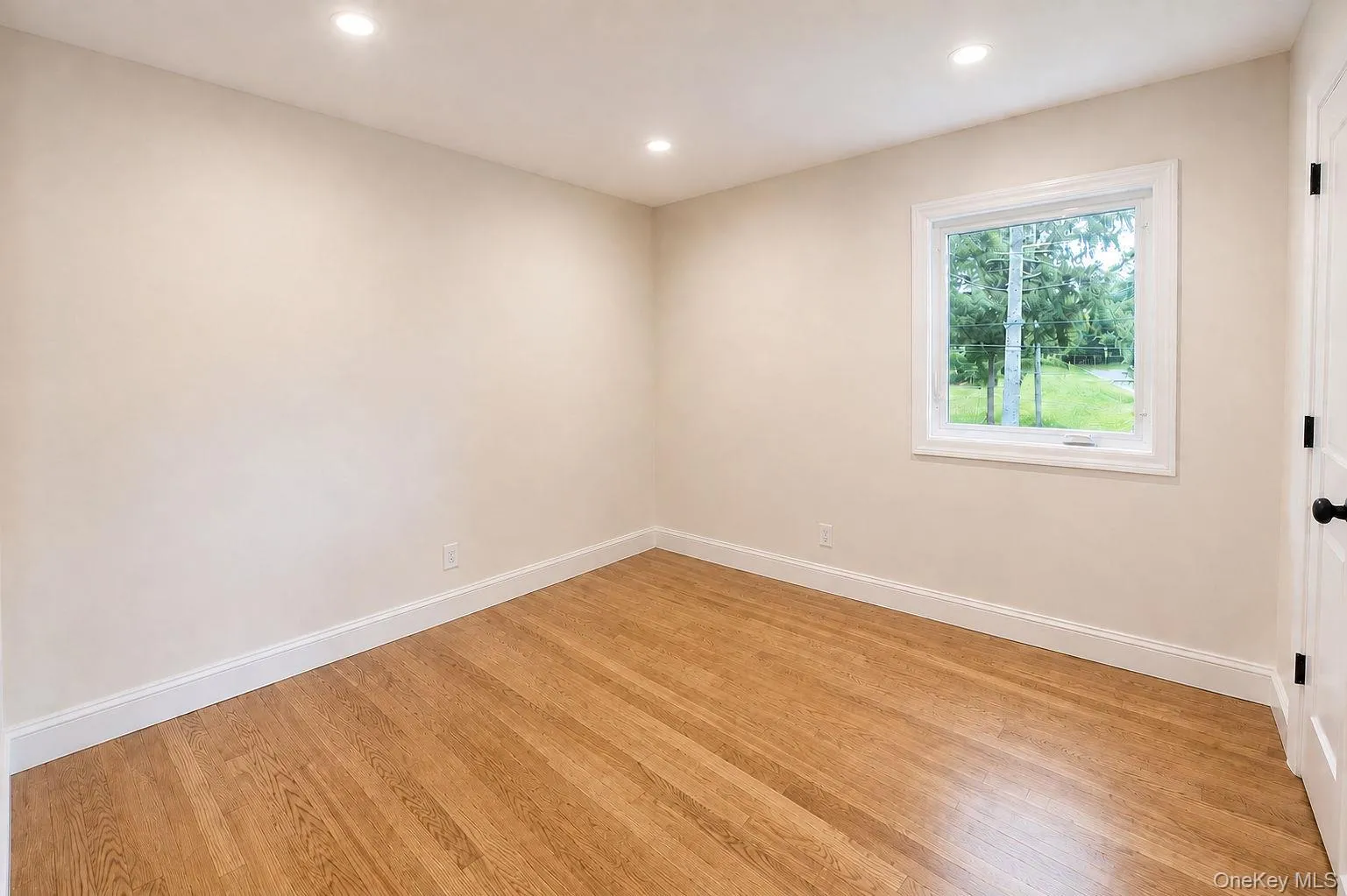441 Roslyn Road, North Hempstead, NY, 4 Bedrooms Bedrooms, 8 Rooms Rooms,2 BathroomsBathrooms,Residential,For Rent,Roslyn,0,1041836 441 Roslyn Road, North Hempstead, NY, 4 Bedrooms Bedrooms, 8 Rooms Rooms,2 BathroomsBathrooms,Residential,For Rent,Roslyn,0,1041836