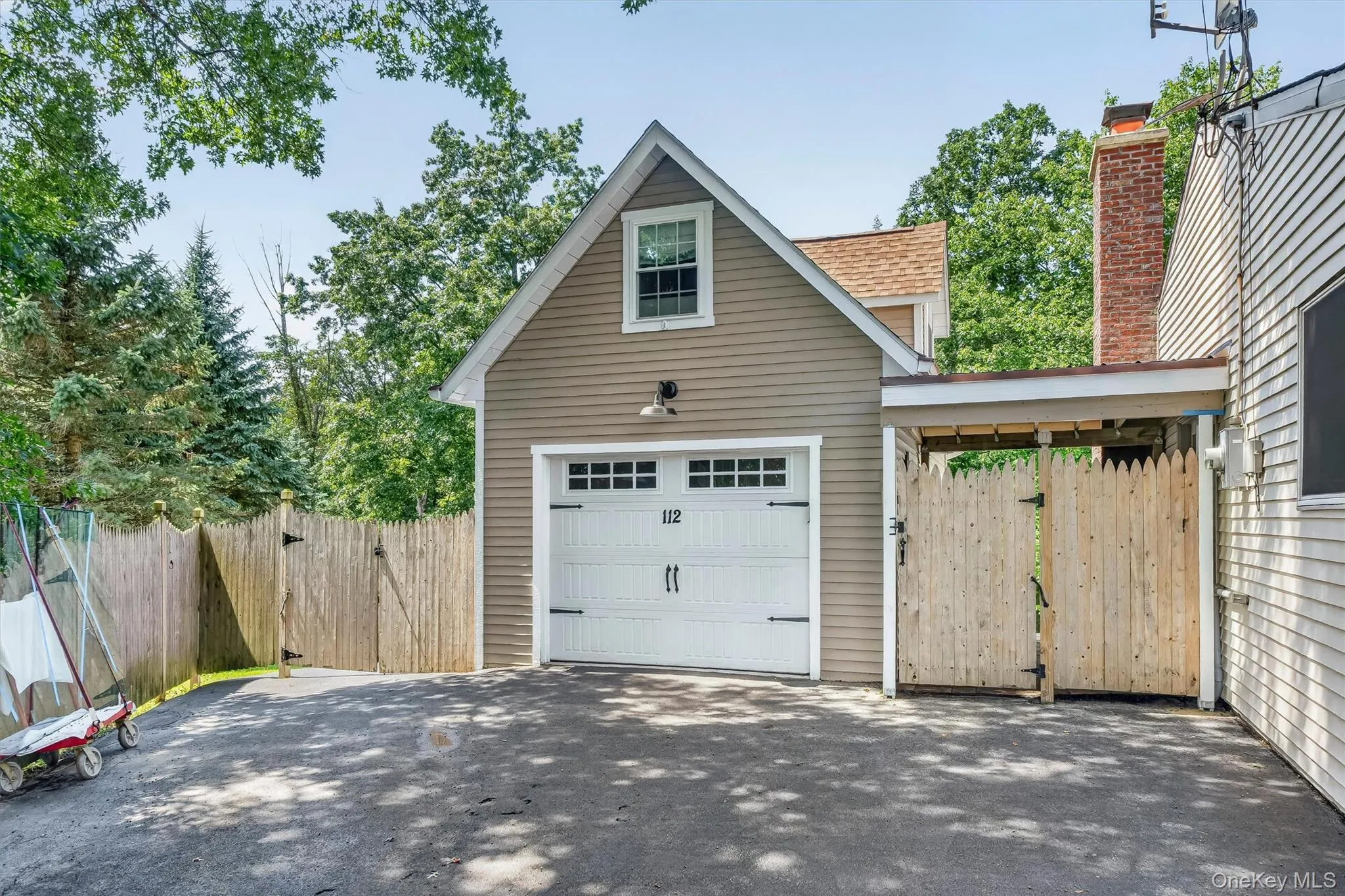 112 Mercury Court, Monroe, NY, 4 Bedrooms Bedrooms, 9 Rooms Rooms,3 BathroomsBathrooms,Residential,For Rent,Mercury,0,1041840 112 Mercury Court, Monroe, NY, 4 Bedrooms Bedrooms, 9 Rooms Rooms,3 BathroomsBathrooms,Residential,For Rent,Mercury,0,1041840