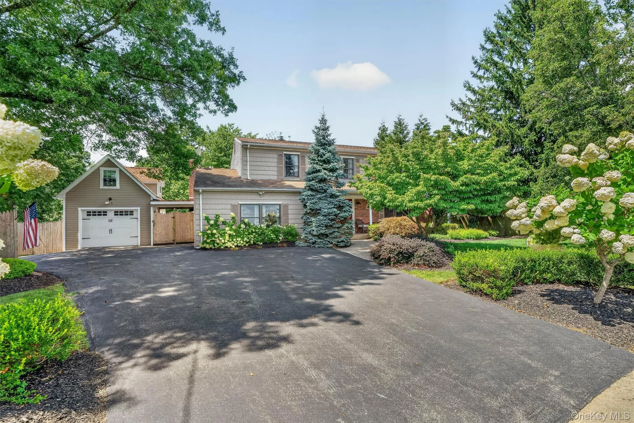 112 Mercury Court, Monroe, NY, 4 Bedrooms Bedrooms, 9 Rooms Rooms,3 BathroomsBathrooms,Residential,For Rent,Mercury,0,1041840 112 Mercury Court, Monroe, NY, 4 Bedrooms Bedrooms, 9 Rooms Rooms,3 BathroomsBathrooms,Residential,For Rent,Mercury,0,1041840