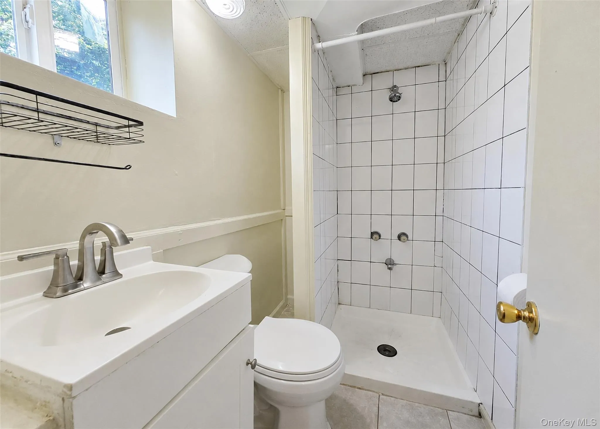170 Woodycrest Drive, Brookhaven, NY, 3 Bedrooms Bedrooms, 7 Rooms Rooms,2 BathroomsBathrooms,Residential,For Rent,Woodycrest,0,1041843 170 Woodycrest Drive, Brookhaven, NY, 3 Bedrooms Bedrooms, 7 Rooms Rooms,2 BathroomsBathrooms,Residential,For Rent,Woodycrest,0,1041843