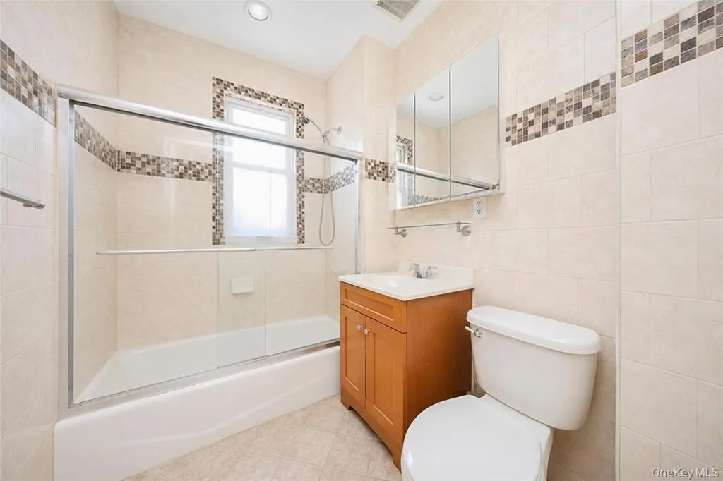 1024 68th Street, New York, NY, 3 Bedrooms Bedrooms, 7 Rooms Rooms,2 BathroomsBathrooms,Residential,For Rent,68th,0,1041845 1024 68th Street, New York, NY, 3 Bedrooms Bedrooms, 7 Rooms Rooms,2 BathroomsBathrooms,Residential,For Rent,68th,0,1041845