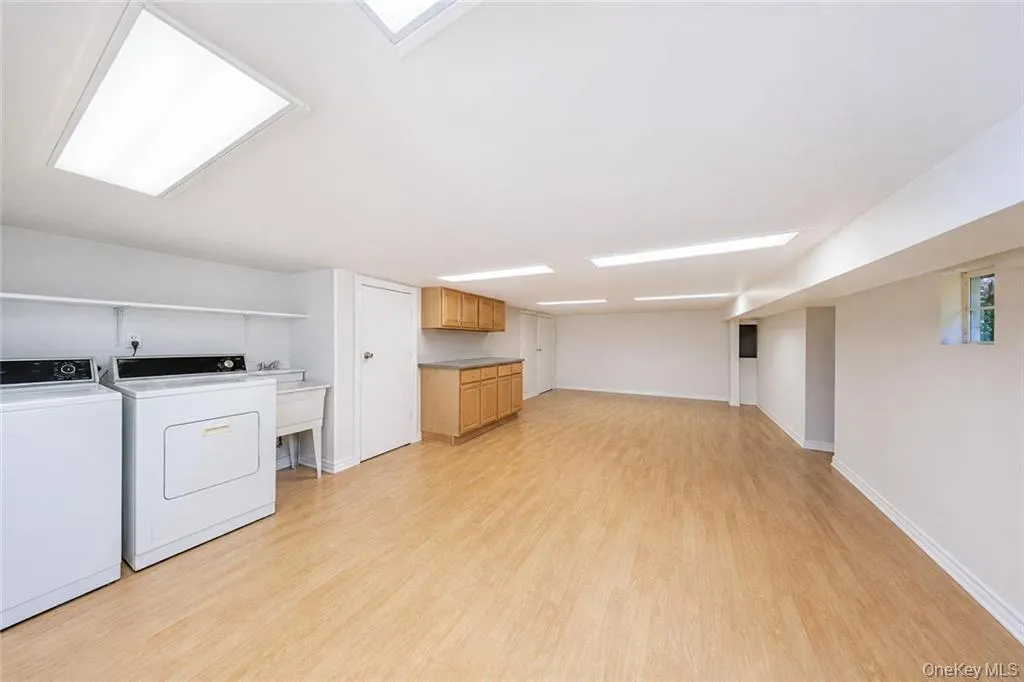 1024 68th Street, New York, NY, 3 Bedrooms Bedrooms, 7 Rooms Rooms,2 BathroomsBathrooms,Residential,For Rent,68th,0,1041845 1024 68th Street, New York, NY, 3 Bedrooms Bedrooms, 7 Rooms Rooms,2 BathroomsBathrooms,Residential,For Rent,68th,0,1041845