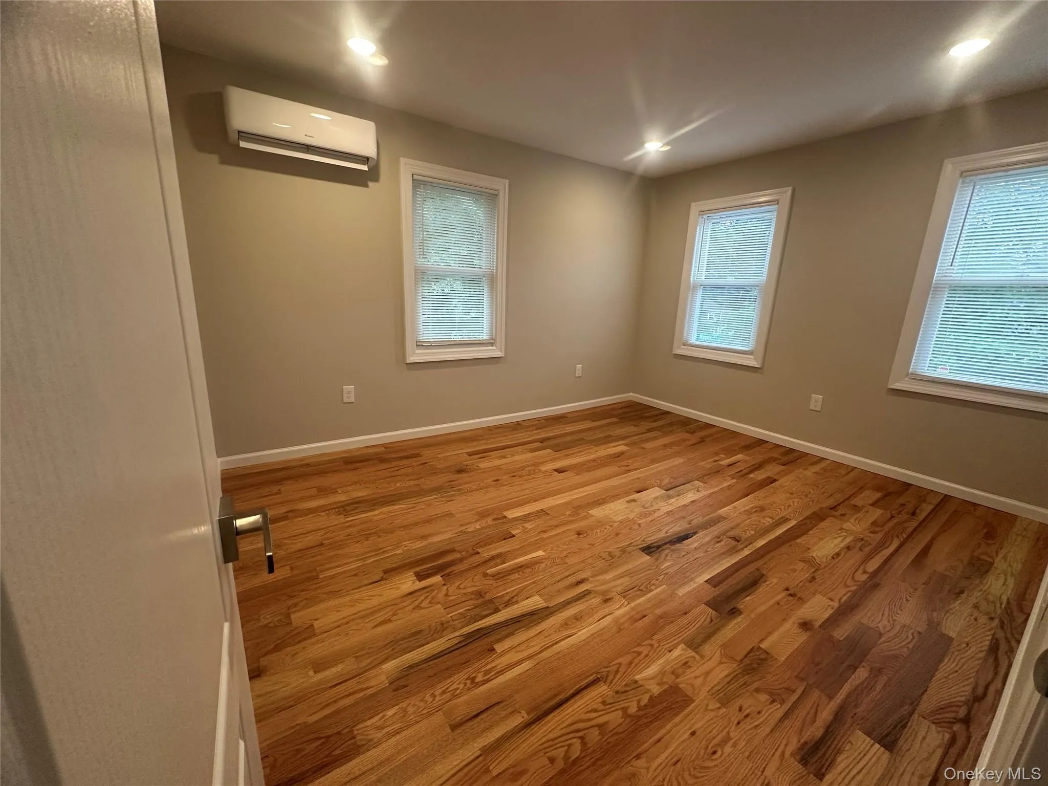 243-61 Mayda Rd., New York, NY, 7 Bedrooms Bedrooms, 9 Rooms Rooms,2 BathroomsBathrooms,Residential,For Rent,Mayda Rd.,0,1041846 243-61 Mayda Rd., New York, NY, 7 Bedrooms Bedrooms, 9 Rooms Rooms,2 BathroomsBathrooms,Residential,For Rent,Mayda Rd.,0,1041846