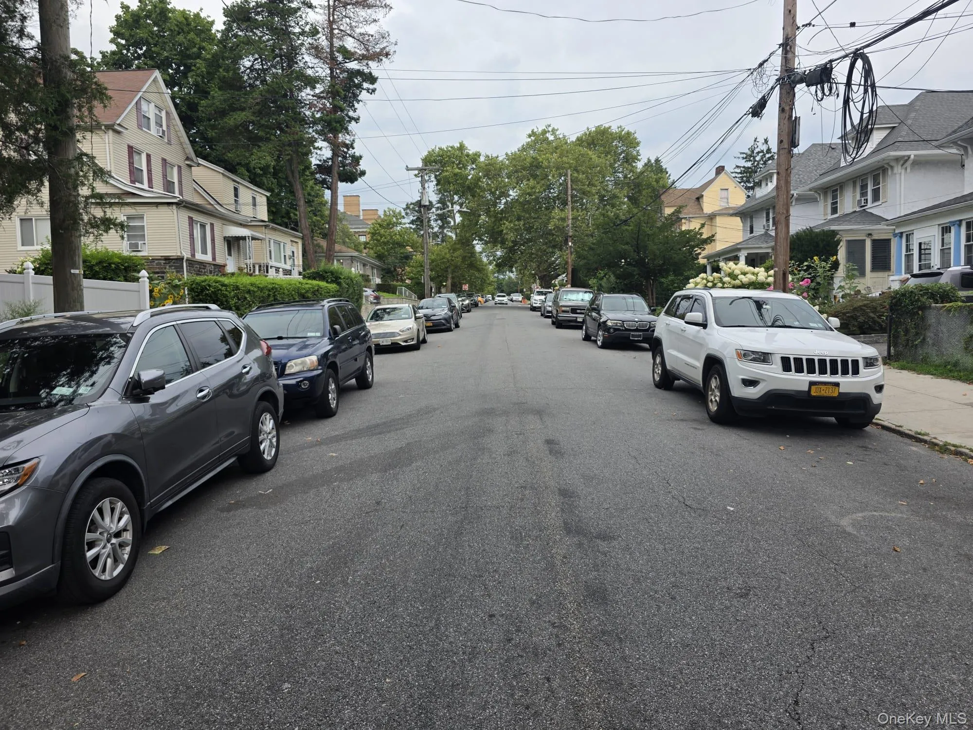 420 Bedford Avenue, Mount Vernon, NY, 3 Bedrooms Bedrooms, 6 Rooms Rooms,1 BathroomBathrooms,Residential Lease,For Rent,Bedford,0,1041847 420 Bedford Avenue, Mount Vernon, NY, 3 Bedrooms Bedrooms, 6 Rooms Rooms,1 BathroomBathrooms,Residential Lease,For Rent,Bedford,0,1041847