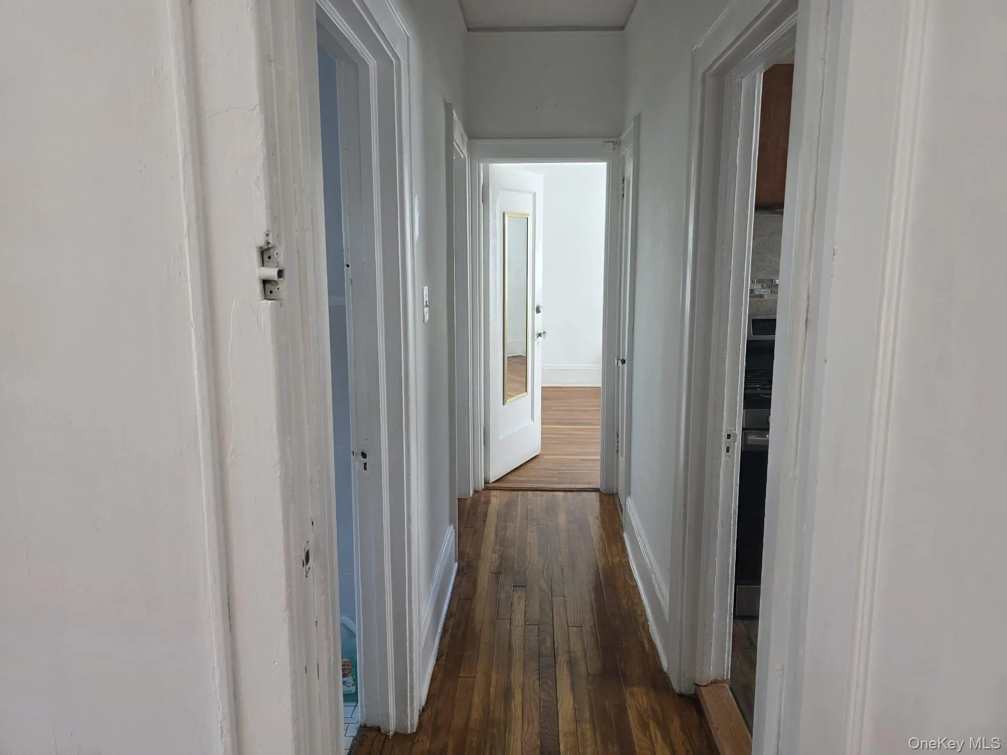 420 Bedford Avenue, Mount Vernon, NY, 3 Bedrooms Bedrooms, 6 Rooms Rooms,1 BathroomBathrooms,Residential Lease,For Rent,Bedford,0,1041847 420 Bedford Avenue, Mount Vernon, NY, 3 Bedrooms Bedrooms, 6 Rooms Rooms,1 BathroomBathrooms,Residential Lease,For Rent,Bedford,0,1041847
