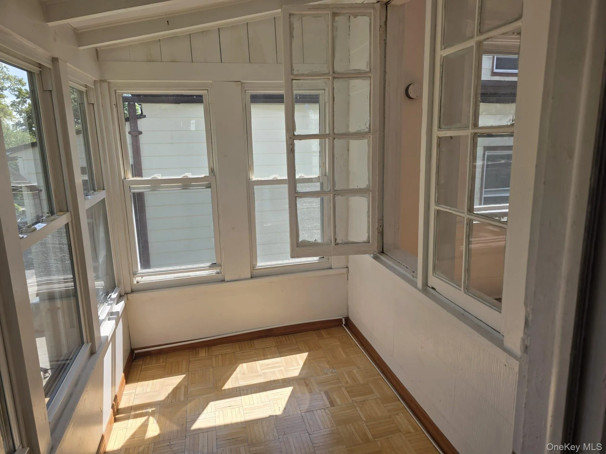 420 Bedford Avenue, Mount Vernon, NY, 3 Bedrooms Bedrooms, 6 Rooms Rooms,1 BathroomBathrooms,Residential Lease,For Rent,Bedford,0,1041847 420 Bedford Avenue, Mount Vernon, NY, 3 Bedrooms Bedrooms, 6 Rooms Rooms,1 BathroomBathrooms,Residential Lease,For Rent,Bedford,0,1041847
