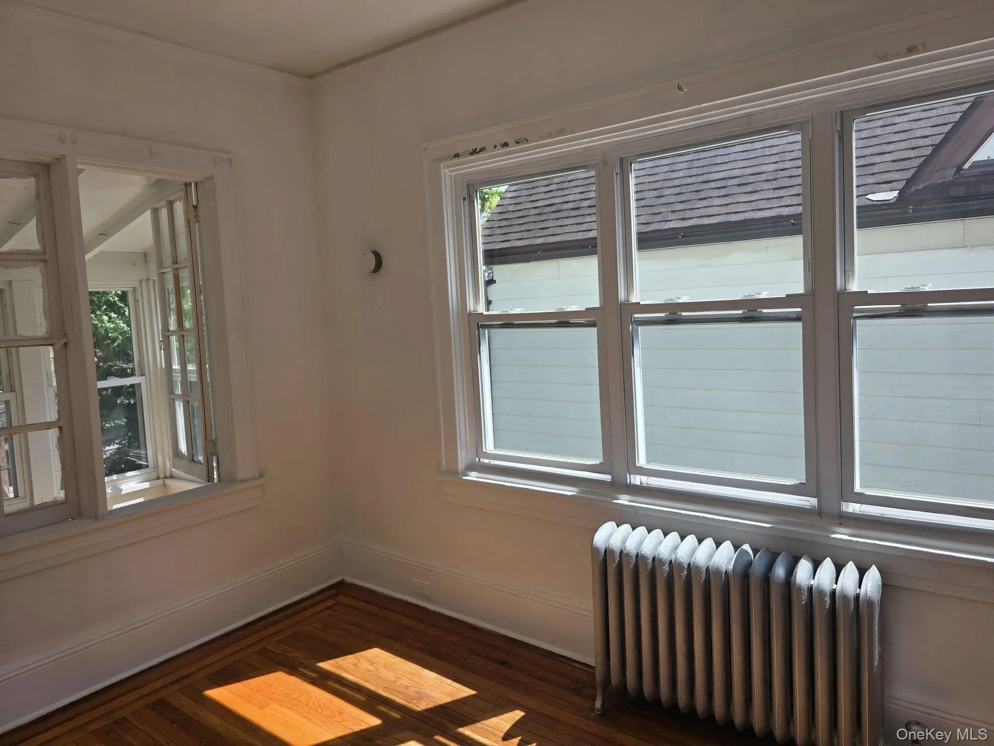 420 Bedford Avenue, Mount Vernon, NY, 3 Bedrooms Bedrooms, 6 Rooms Rooms,1 BathroomBathrooms,Residential Lease,For Rent,Bedford,0,1041847 420 Bedford Avenue, Mount Vernon, NY, 3 Bedrooms Bedrooms, 6 Rooms Rooms,1 BathroomBathrooms,Residential Lease,For Rent,Bedford,0,1041847