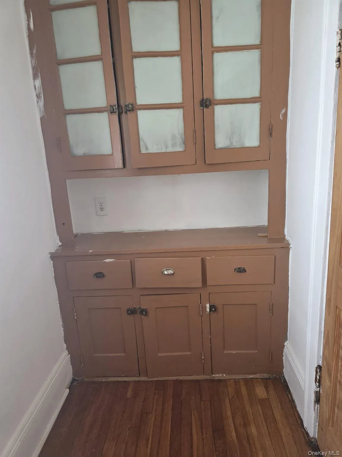 420 Bedford Avenue, Mount Vernon, NY, 3 Bedrooms Bedrooms, 6 Rooms Rooms,1 BathroomBathrooms,Residential Lease,For Rent,Bedford,0,1041847 420 Bedford Avenue, Mount Vernon, NY, 3 Bedrooms Bedrooms, 6 Rooms Rooms,1 BathroomBathrooms,Residential Lease,For Rent,Bedford,0,1041847