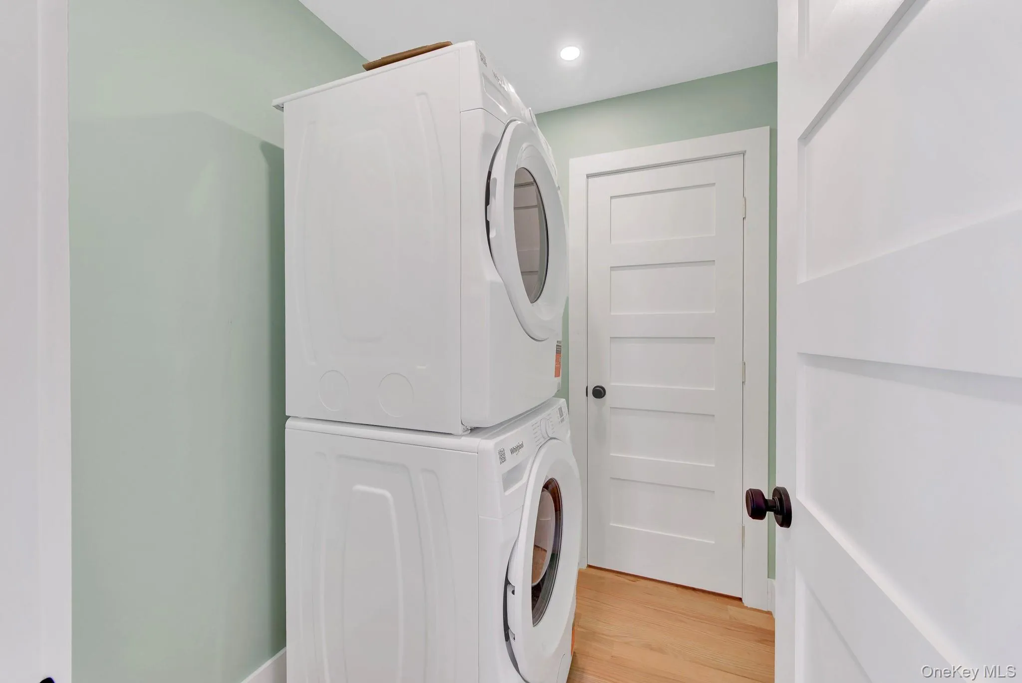 328 Chester Street, Long Beach, NY, 3 Bedrooms Bedrooms, 8 Rooms Rooms,2 BathroomsBathrooms,Residential Lease,For Rent,Chester,0,1041853 328 Chester Street, Long Beach, NY, 3 Bedrooms Bedrooms, 8 Rooms Rooms,2 BathroomsBathrooms,Residential Lease,For Rent,Chester,0,1041853