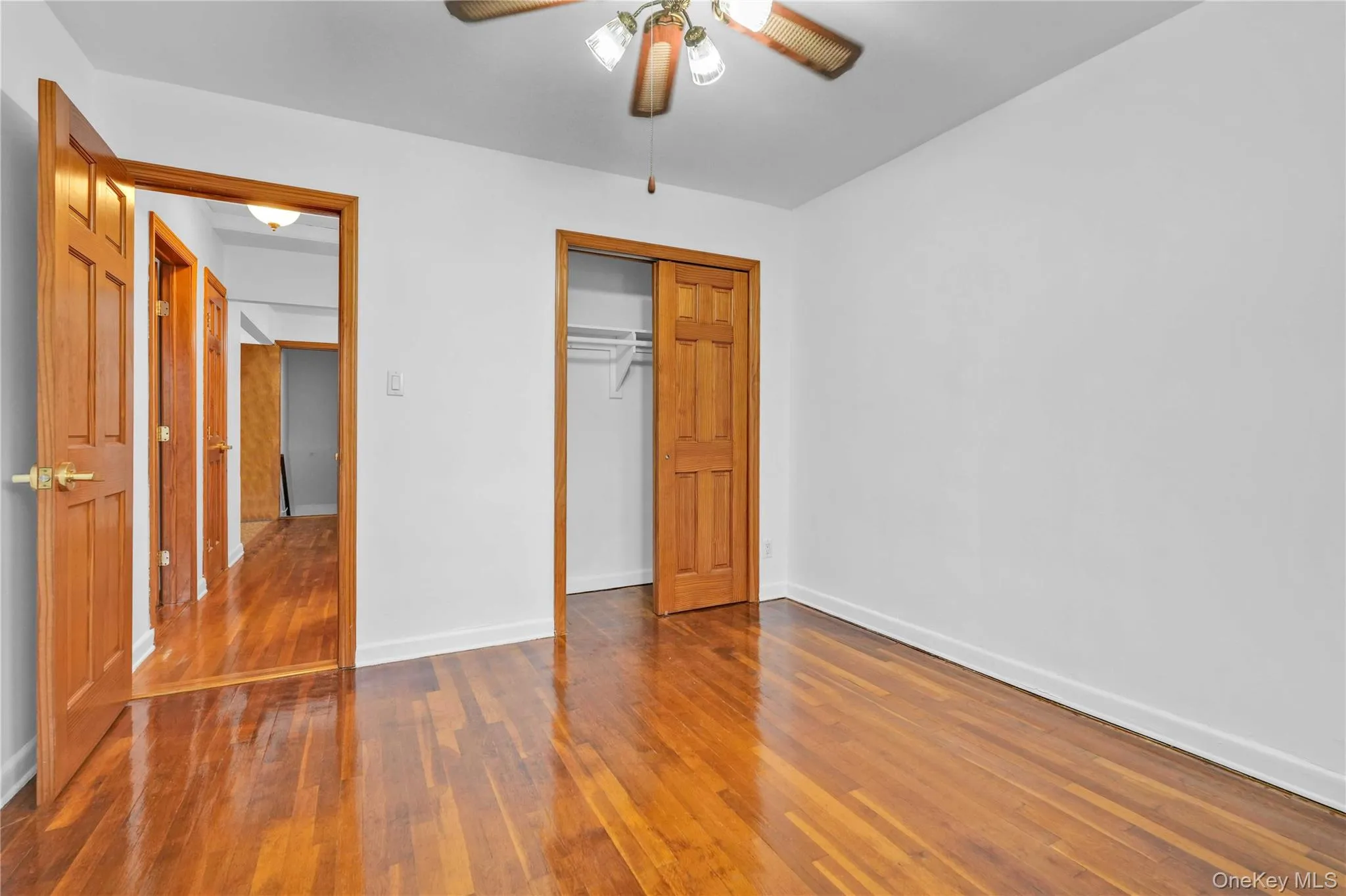 62-12 69th Place, New York, NY, 2 Bedrooms Bedrooms, 4 Rooms Rooms,1 BathroomBathrooms,Residential Lease,For Rent,69th,0,1041854 62-12 69th Place, New York, NY, 2 Bedrooms Bedrooms, 4 Rooms Rooms,1 BathroomBathrooms,Residential Lease,For Rent,69th,0,1041854