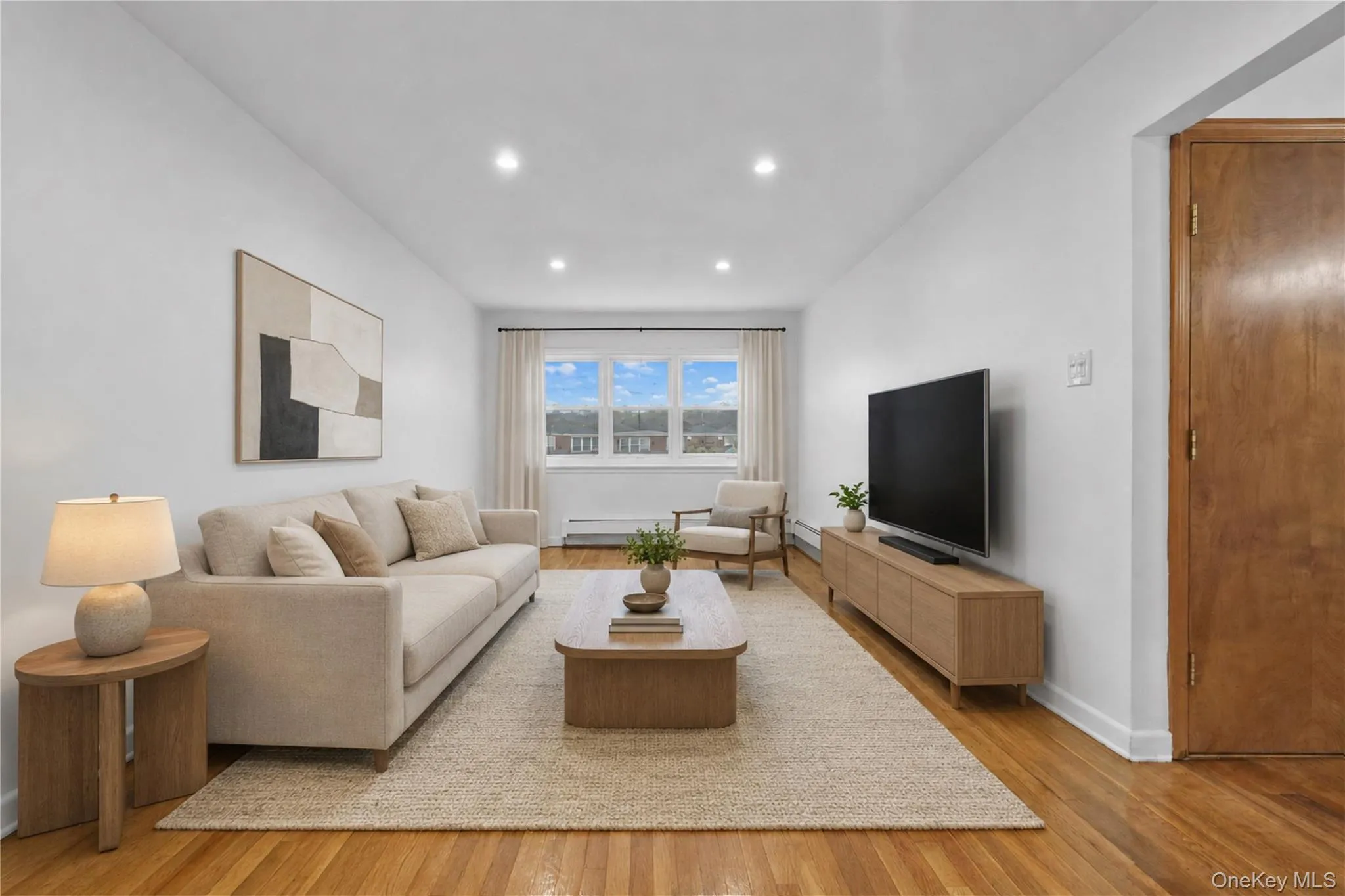 62-12 69th Place, New York, NY, 2 Bedrooms Bedrooms, 4 Rooms Rooms,1 BathroomBathrooms,Residential Lease,For Rent,69th,0,1041854 62-12 69th Place, New York, NY, 2 Bedrooms Bedrooms, 4 Rooms Rooms,1 BathroomBathrooms,Residential Lease,For Rent,69th,0,1041854