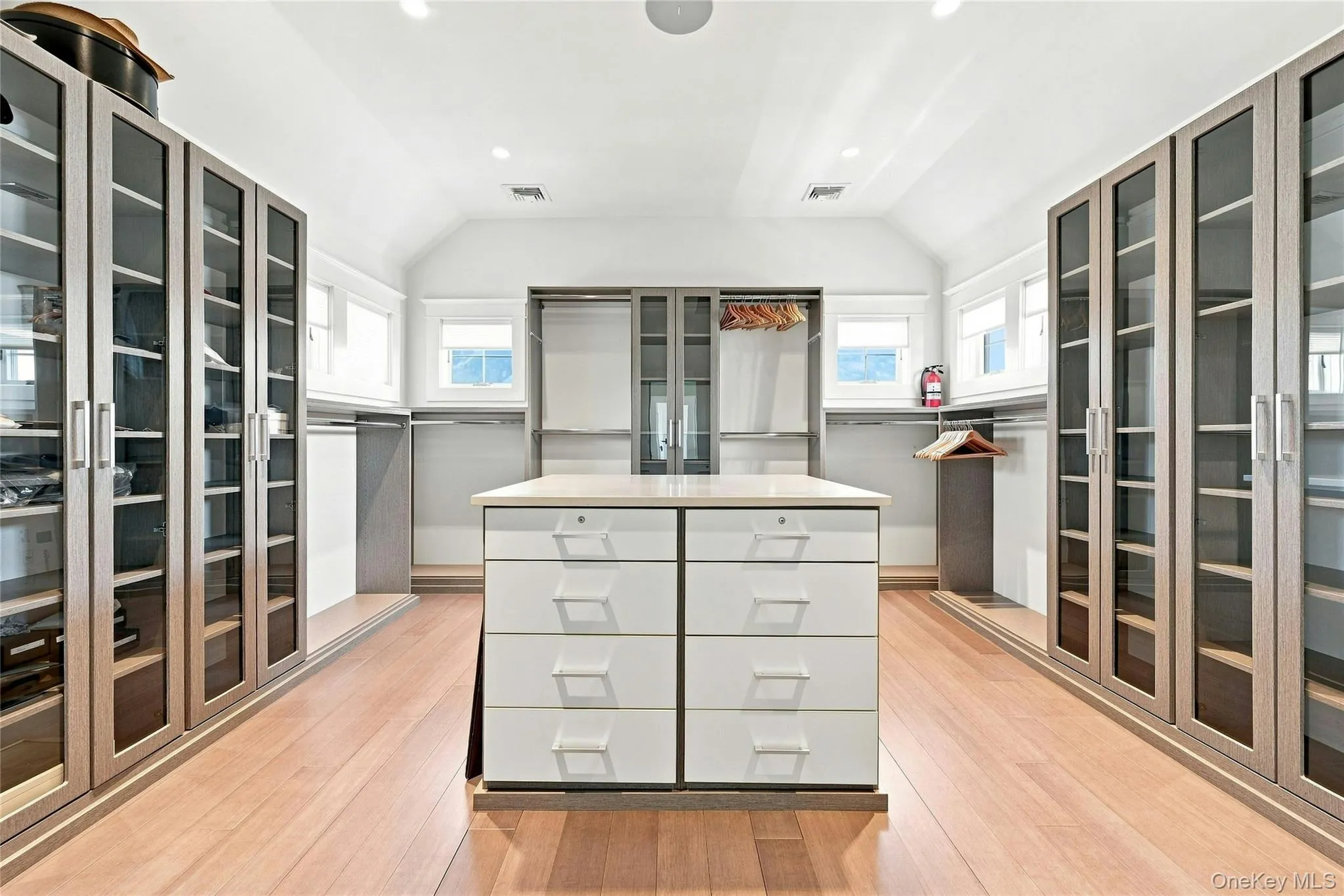 255 Asharoken Avenue, Huntington, NY, 5 Bedrooms Bedrooms, 12 Rooms Rooms,5 BathroomsBathrooms,Residential,For Rent,Asharoken,0,1041856 255 Asharoken Avenue, Huntington, NY, 5 Bedrooms Bedrooms, 12 Rooms Rooms,5 BathroomsBathrooms,Residential,For Rent,Asharoken,0,1041856