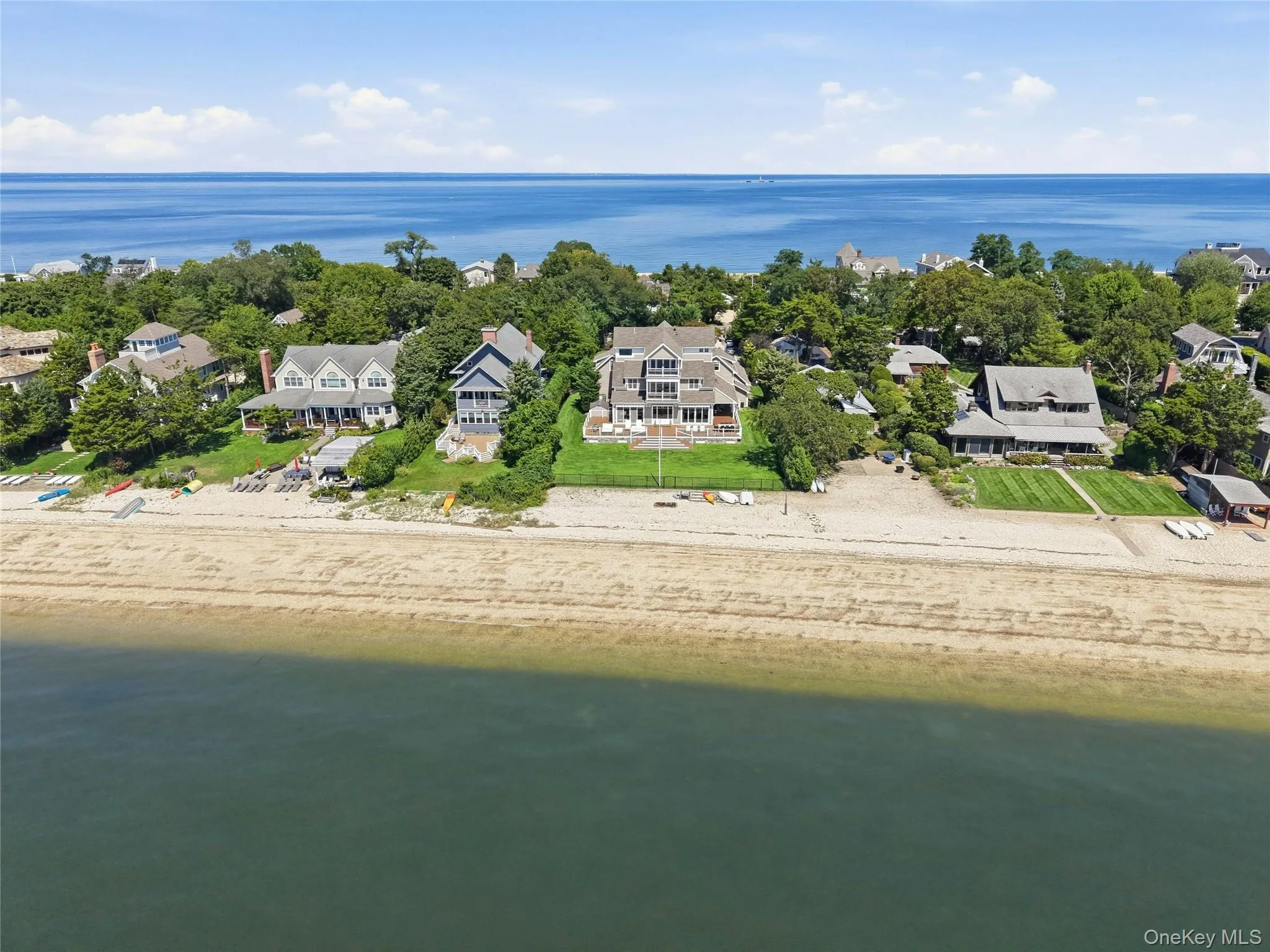 255 Asharoken Avenue, Huntington, NY, 5 Bedrooms Bedrooms, 12 Rooms Rooms,5 BathroomsBathrooms,Residential,For Rent,Asharoken,0,1041856 255 Asharoken Avenue, Huntington, NY, 5 Bedrooms Bedrooms, 12 Rooms Rooms,5 BathroomsBathrooms,Residential,For Rent,Asharoken,0,1041856