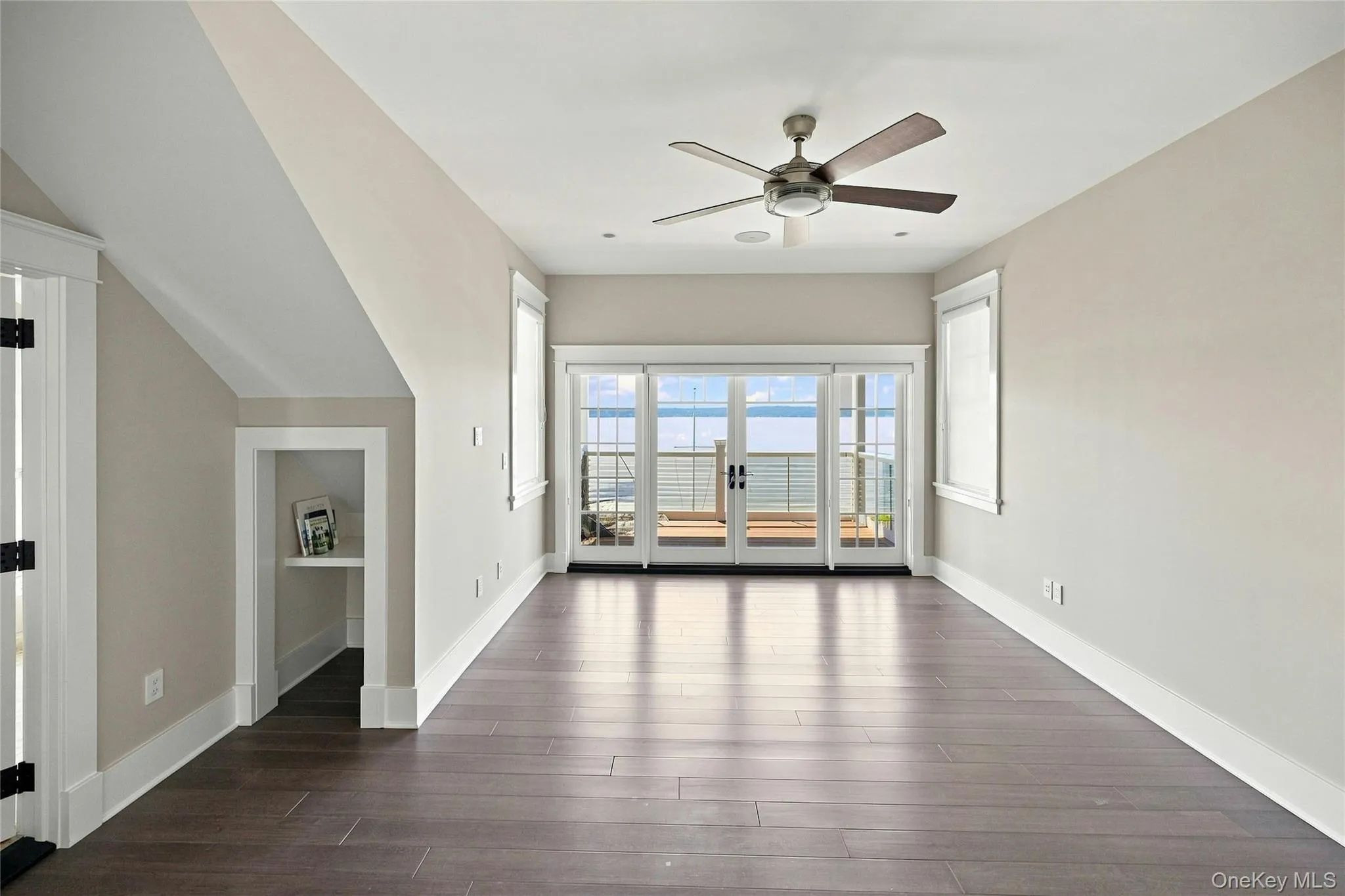 255 Asharoken Avenue, Huntington, NY, 5 Bedrooms Bedrooms, 12 Rooms Rooms,5 BathroomsBathrooms,Residential,For Rent,Asharoken,0,1041856 255 Asharoken Avenue, Huntington, NY, 5 Bedrooms Bedrooms, 12 Rooms Rooms,5 BathroomsBathrooms,Residential,For Rent,Asharoken,0,1041856