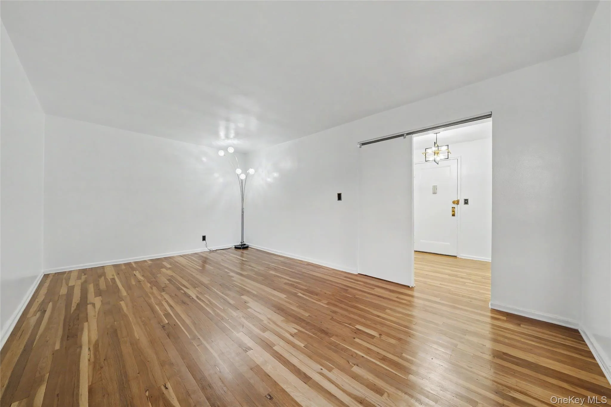 465 Lincoln Avenue, Mount Vernon, NY, 1 Bedroom Bedrooms, 4 Rooms Rooms,1 BathroomBathrooms,Residential,For Rent,Lincoln,0,1041865 465 Lincoln Avenue, Mount Vernon, NY, 1 Bedroom Bedrooms, 4 Rooms Rooms,1 BathroomBathrooms,Residential,For Rent,Lincoln,0,1041865