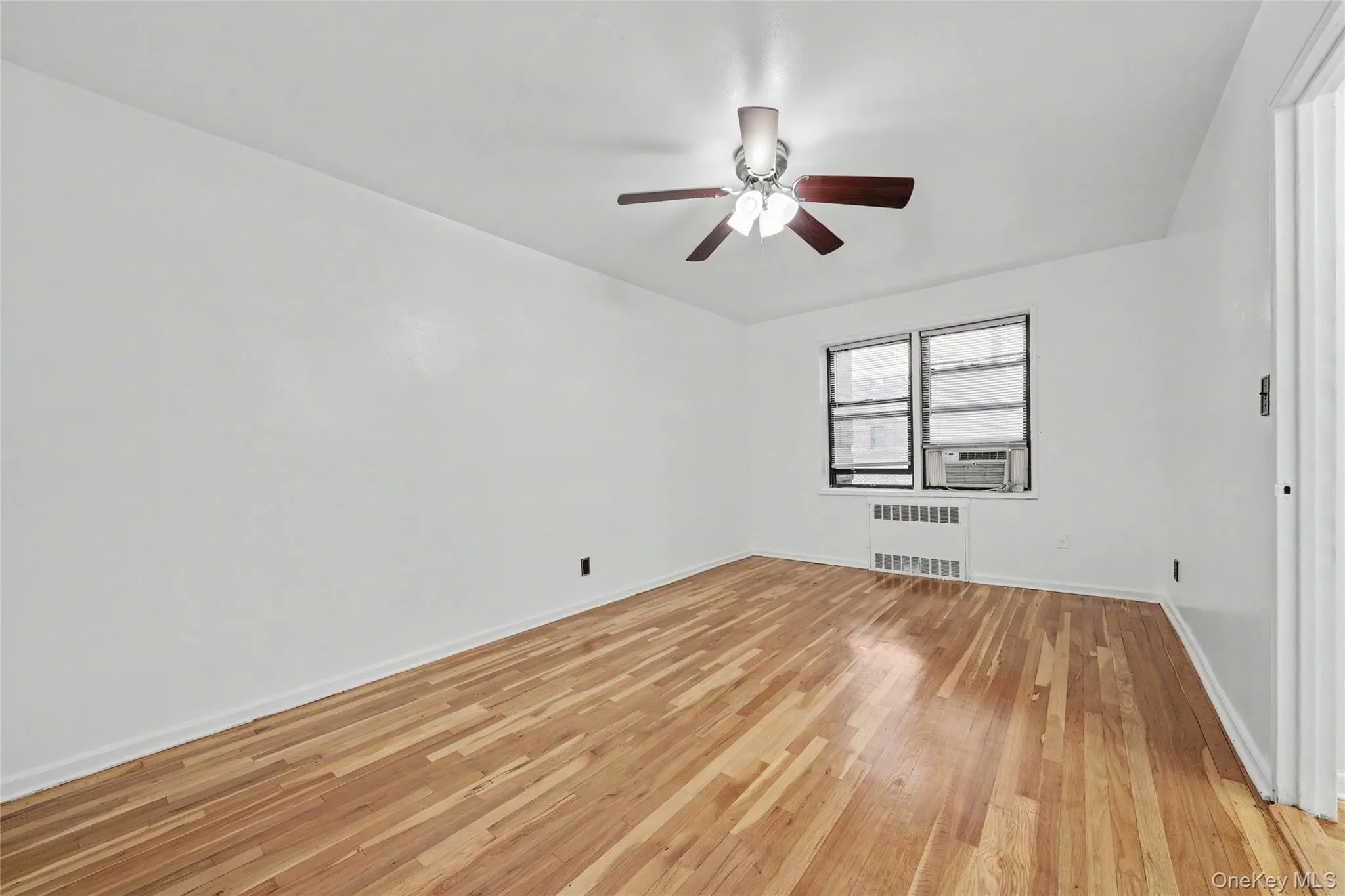 465 Lincoln Avenue, Mount Vernon, NY, 1 Bedroom Bedrooms, 4 Rooms Rooms,1 BathroomBathrooms,Residential,For Rent,Lincoln,0,1041865 465 Lincoln Avenue, Mount Vernon, NY, 1 Bedroom Bedrooms, 4 Rooms Rooms,1 BathroomBathrooms,Residential,For Rent,Lincoln,0,1041865