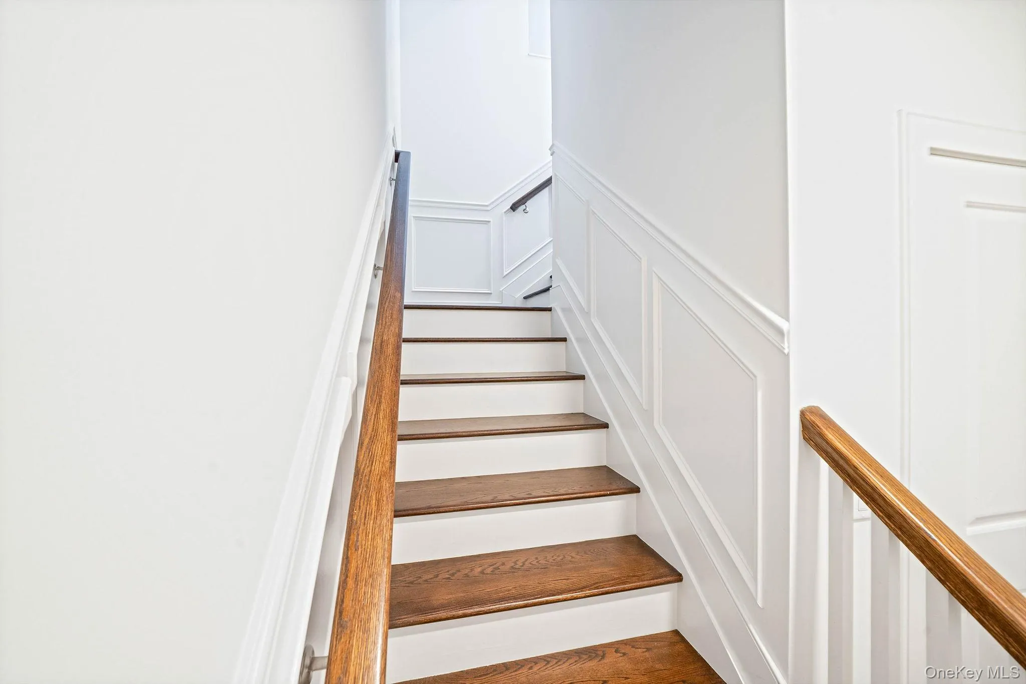 14 Park Drive, Islip, NY, 2 Bedrooms Bedrooms, 7 Rooms Rooms,2 BathroomsBathrooms,Residential,For Rent,Park,0,1041872 14 Park Drive, Islip, NY, 2 Bedrooms Bedrooms, 7 Rooms Rooms,2 BathroomsBathrooms,Residential,For Rent,Park,0,1041872