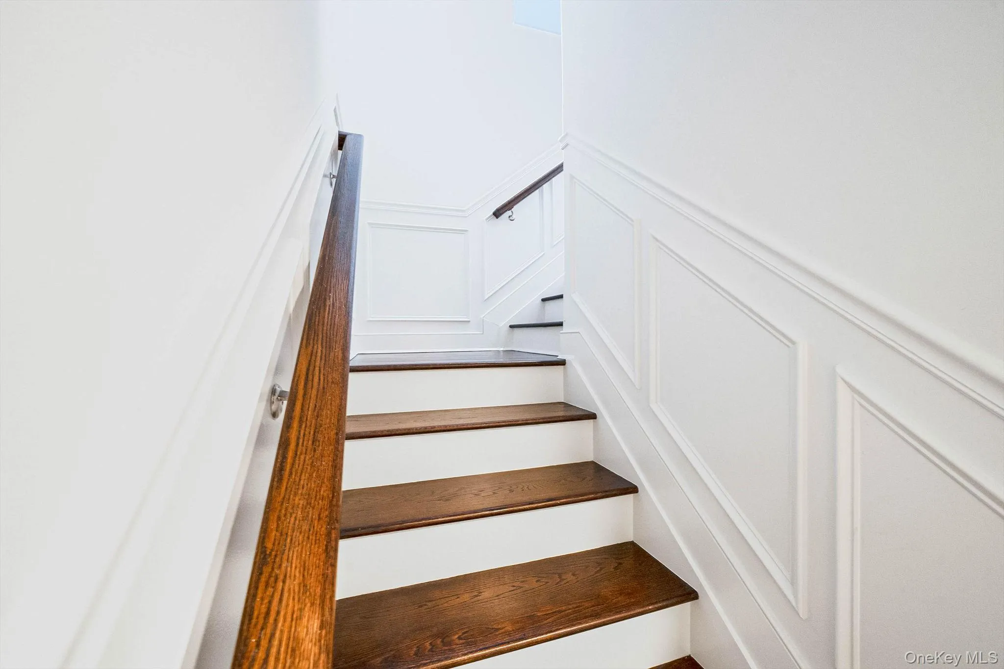 14 Park Drive, Islip, NY, 2 Bedrooms Bedrooms, 7 Rooms Rooms,2 BathroomsBathrooms,Residential,For Rent,Park,0,1041872 14 Park Drive, Islip, NY, 2 Bedrooms Bedrooms, 7 Rooms Rooms,2 BathroomsBathrooms,Residential,For Rent,Park,0,1041872