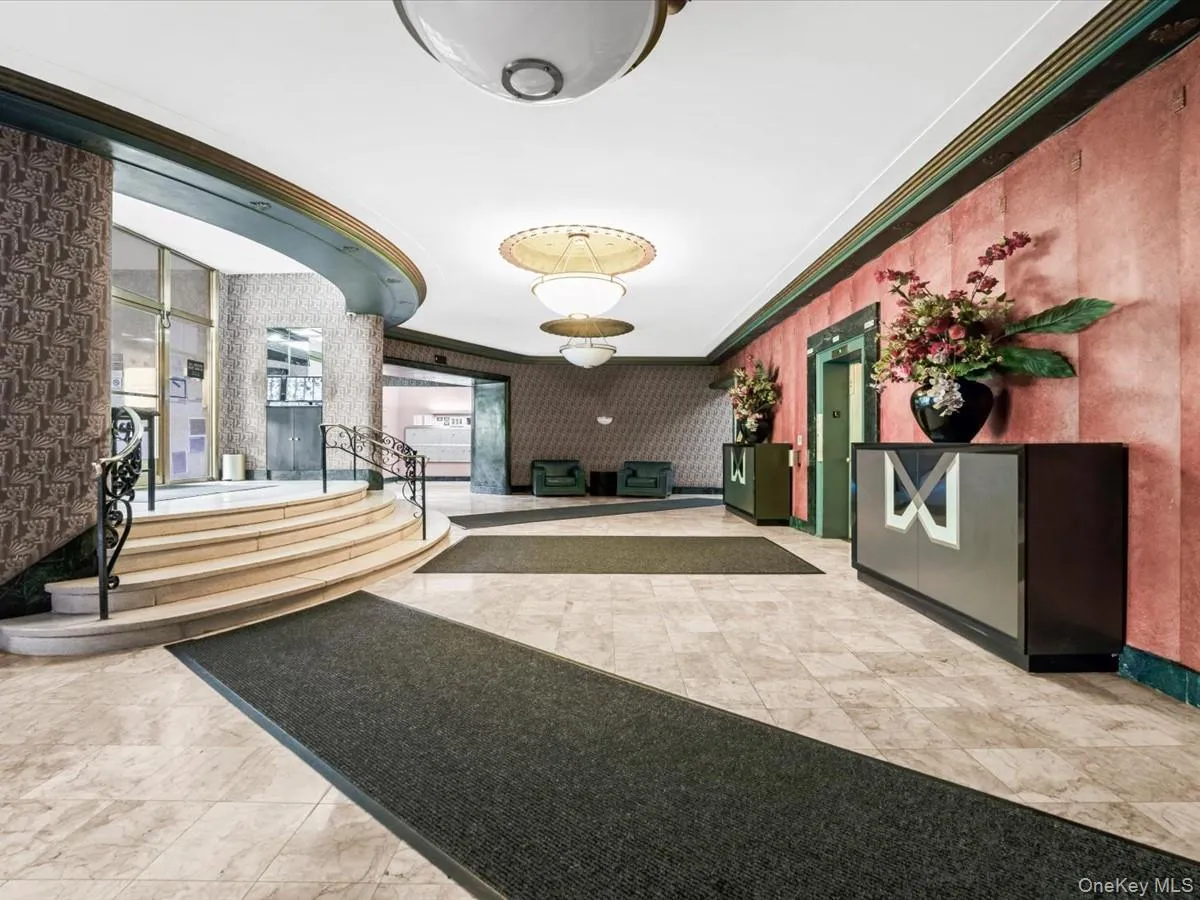 69-10 Yellowstone Boulevard, New York, NY, 1 Bedroom Bedrooms, 4 Rooms Rooms,1 BathroomBathrooms,Residential,For Rent,Yellowstone,0,1041873 69-10 Yellowstone Boulevard, New York, NY, 1 Bedroom Bedrooms, 4 Rooms Rooms,1 BathroomBathrooms,Residential,For Rent,Yellowstone,0,1041873