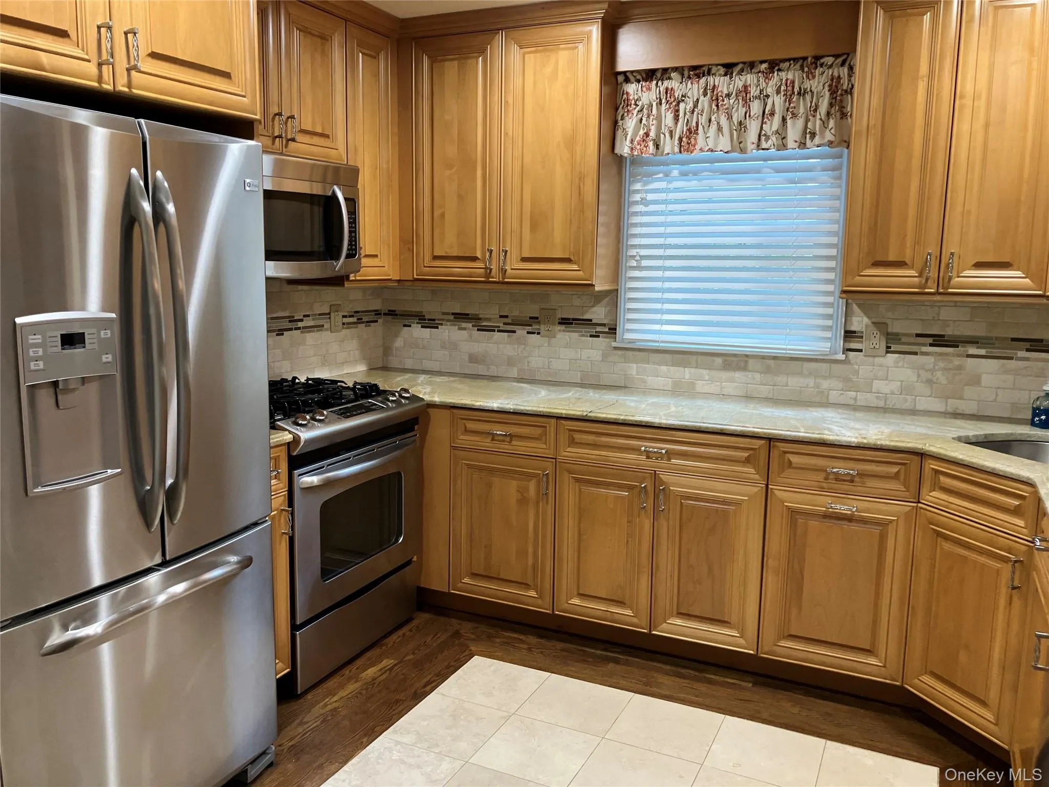 32 Coral Lane, Islip, NY, 2 Bedrooms Bedrooms, 5 Rooms Rooms,2 BathroomsBathrooms,Residential,For Rent,Coral,0,1041876 32 Coral Lane, Islip, NY, 2 Bedrooms Bedrooms, 5 Rooms Rooms,2 BathroomsBathrooms,Residential,For Rent,Coral,0,1041876