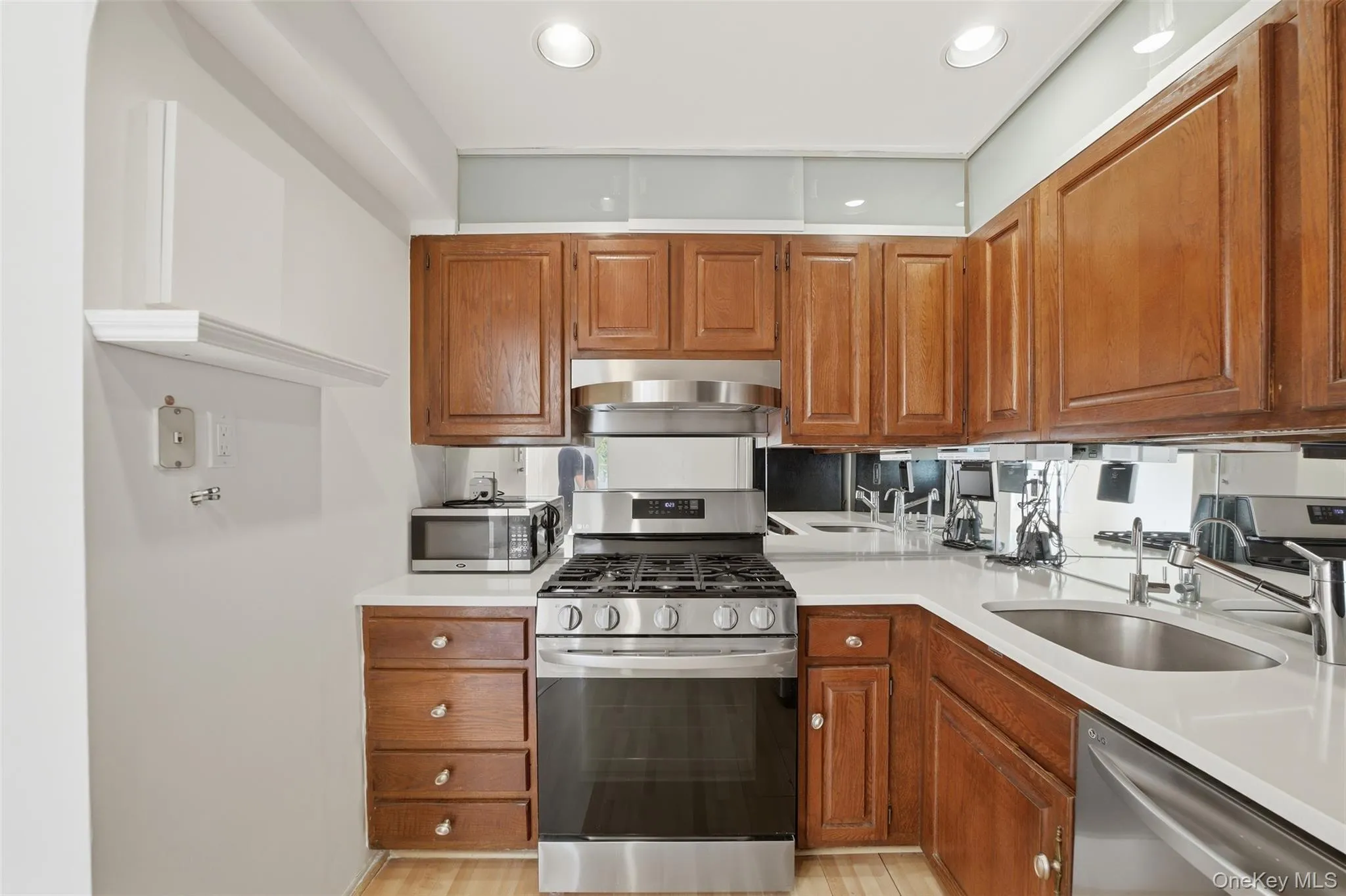 149 Fenimore Road, Mamaroneck, NY, 2 Bedrooms Bedrooms, 4 Rooms Rooms,1 BathroomBathrooms,Residential Lease,For Rent,Fenimore,0,1041880 149 Fenimore Road, Mamaroneck, NY, 2 Bedrooms Bedrooms, 4 Rooms Rooms,1 BathroomBathrooms,Residential Lease,For Rent,Fenimore,0,1041880