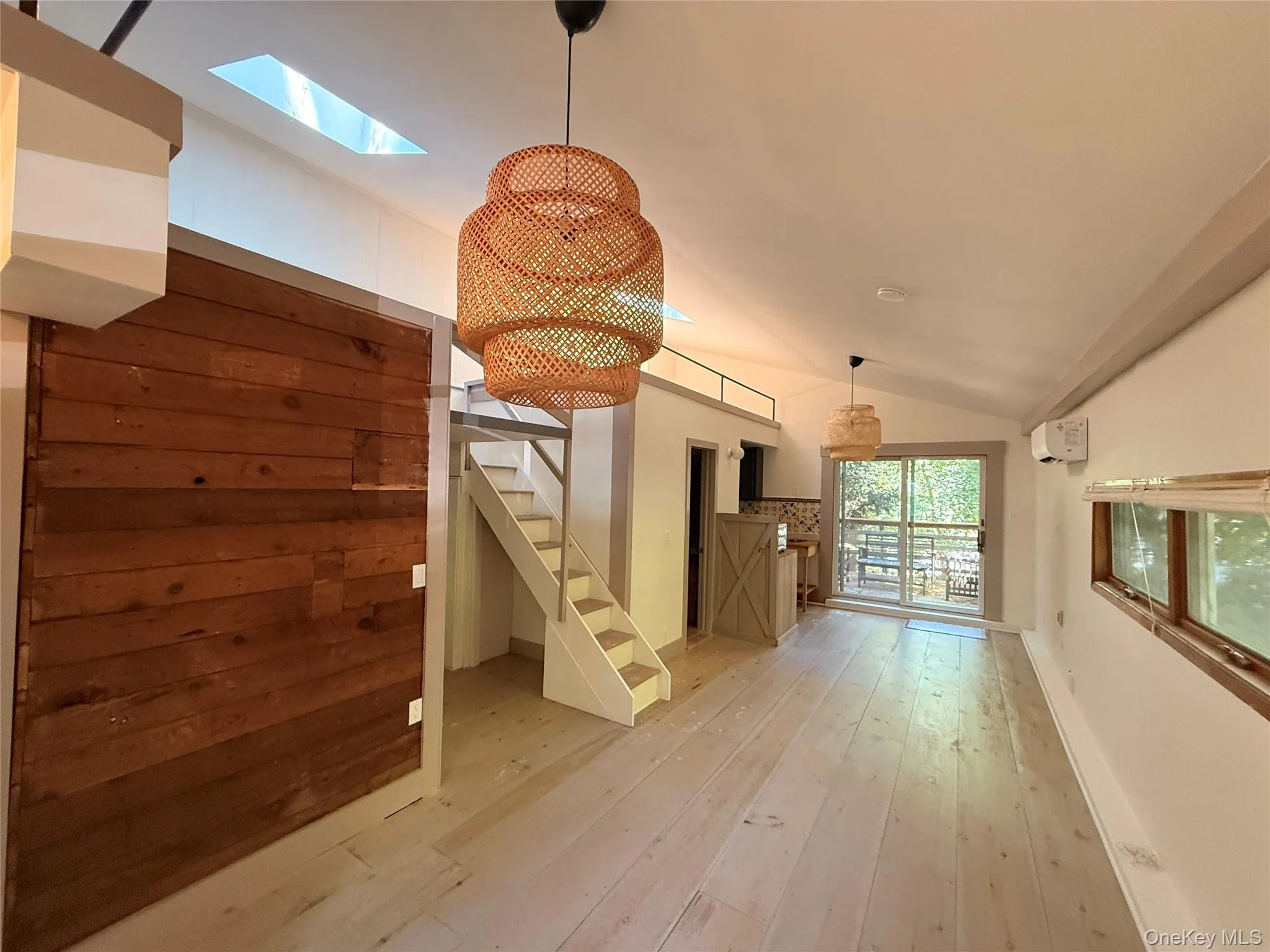 331 Thompson Street, Brookhaven, NY, 1 Bedroom Bedrooms, 3 Rooms Rooms,1 BathroomBathrooms,Residential Lease,For Rent,Thompson,0,1041881 331 Thompson Street, Brookhaven, NY, 1 Bedroom Bedrooms, 3 Rooms Rooms,1 BathroomBathrooms,Residential Lease,For Rent,Thompson,0,1041881