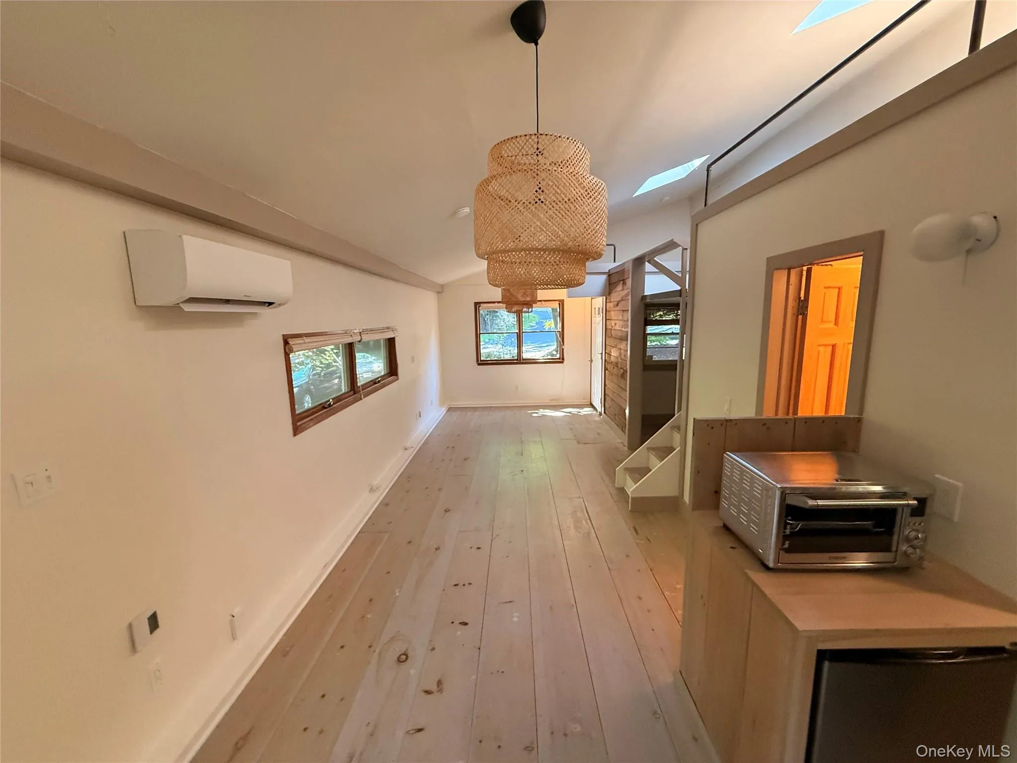 331 Thompson Street, Brookhaven, NY, 1 Bedroom Bedrooms, 3 Rooms Rooms,1 BathroomBathrooms,Residential Lease,For Rent,Thompson,0,1041881 331 Thompson Street, Brookhaven, NY, 1 Bedroom Bedrooms, 3 Rooms Rooms,1 BathroomBathrooms,Residential Lease,For Rent,Thompson,0,1041881