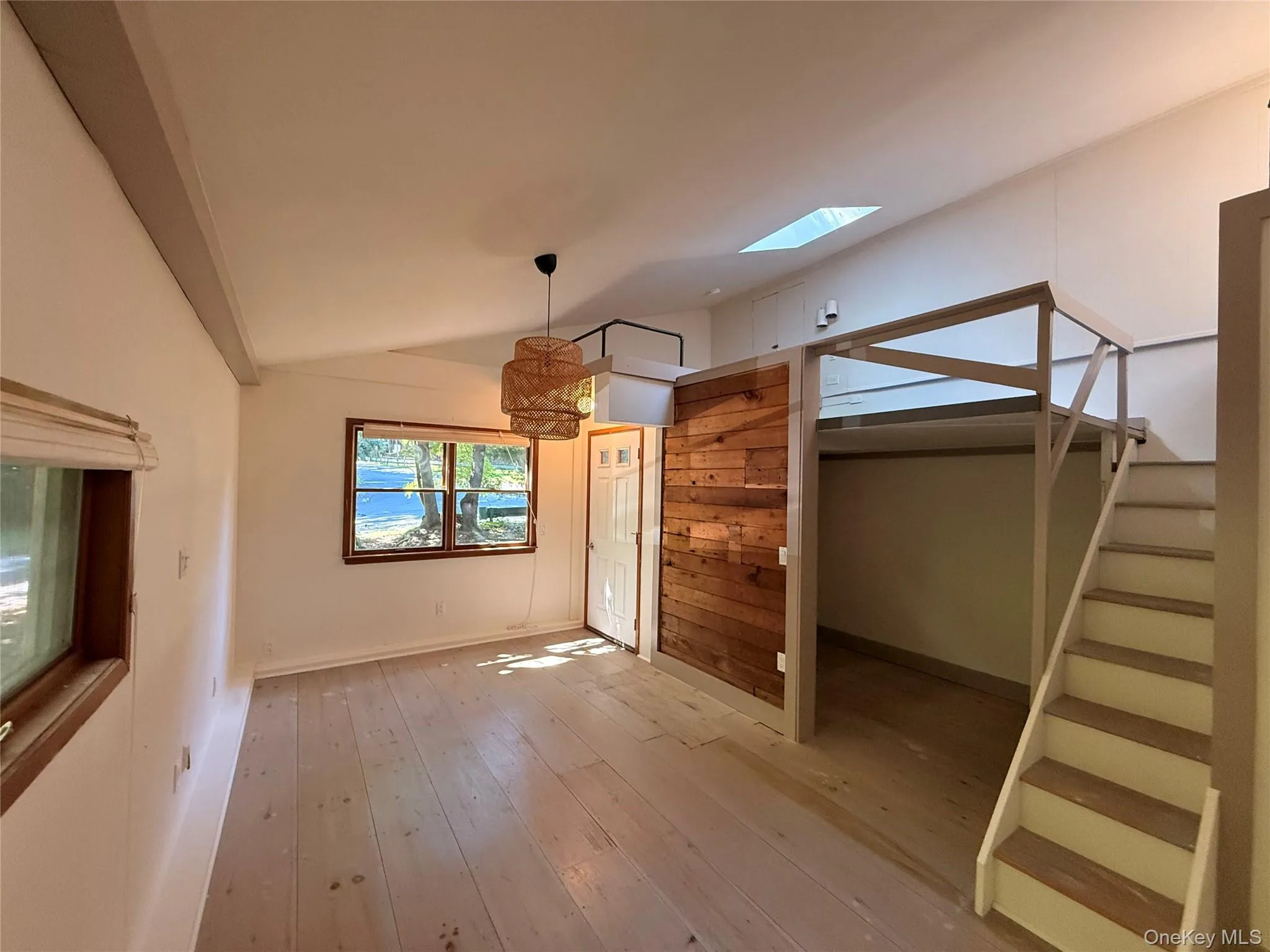 331 Thompson Street, Brookhaven, NY, 1 Bedroom Bedrooms, 3 Rooms Rooms,1 BathroomBathrooms,Residential Lease,For Rent,Thompson,0,1041881 331 Thompson Street, Brookhaven, NY, 1 Bedroom Bedrooms, 3 Rooms Rooms,1 BathroomBathrooms,Residential Lease,For Rent,Thompson,0,1041881