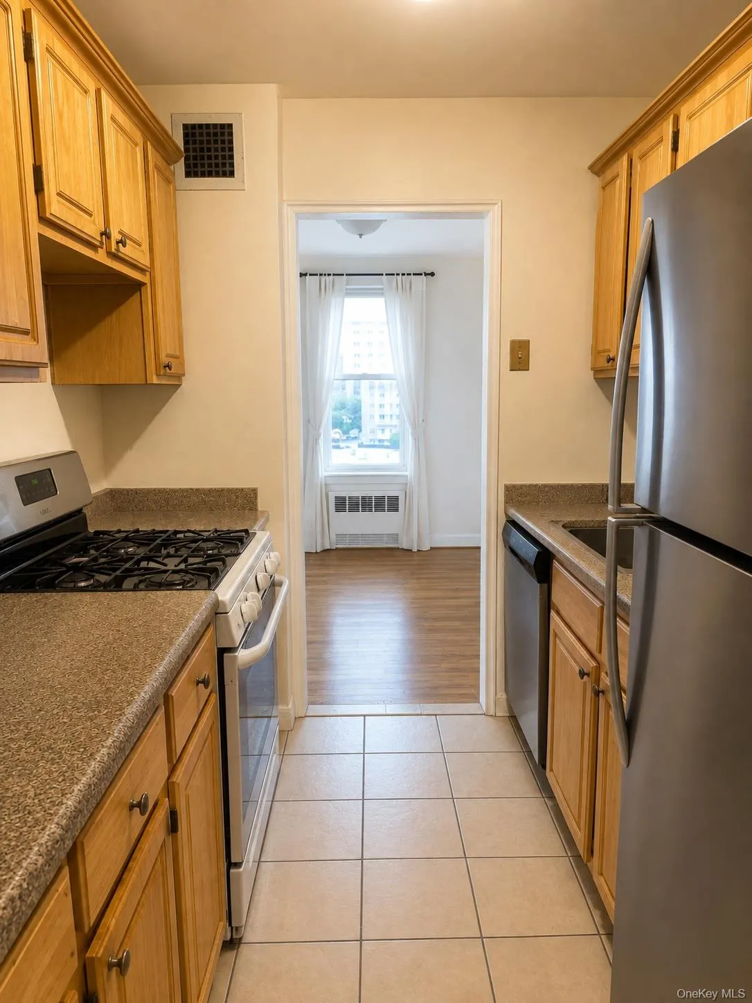 855 Broadway, Long Beach, NY, 1 Bedroom Bedrooms, 4 Rooms Rooms,1 BathroomBathrooms,Residential,For Rent,Broadway,0,1041883 855 Broadway, Long Beach, NY, 1 Bedroom Bedrooms, 4 Rooms Rooms,1 BathroomBathrooms,Residential,For Rent,Broadway,0,1041883